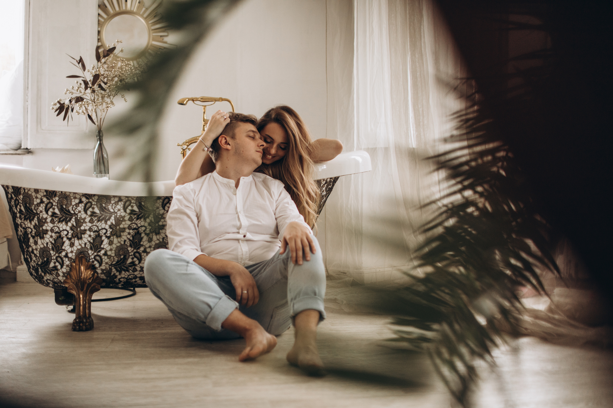 Красивая съемка в студии и на море. Фотограф Дмитро Чернявський