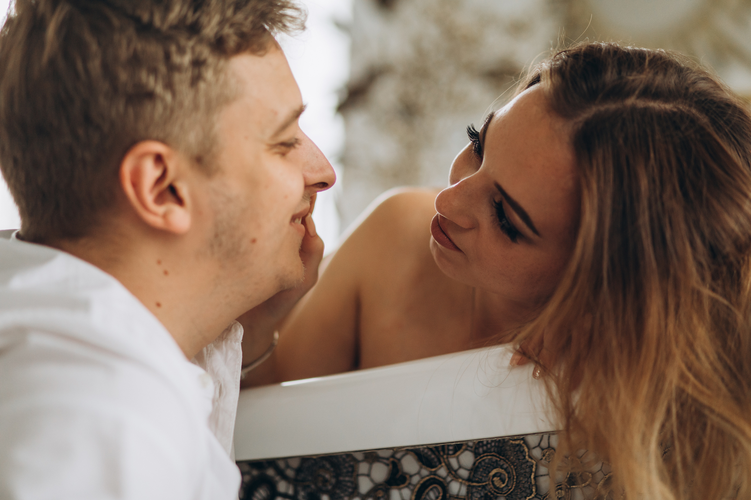 Красивая съемка в студии и на море. Фотограф Дмитро Чернявський