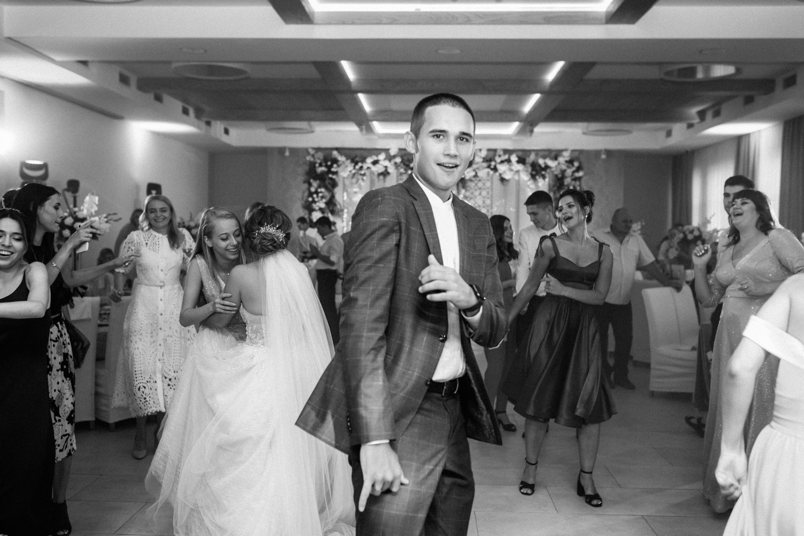 Андрій & Дарʼя. Фотограф Дмитро Чернявський