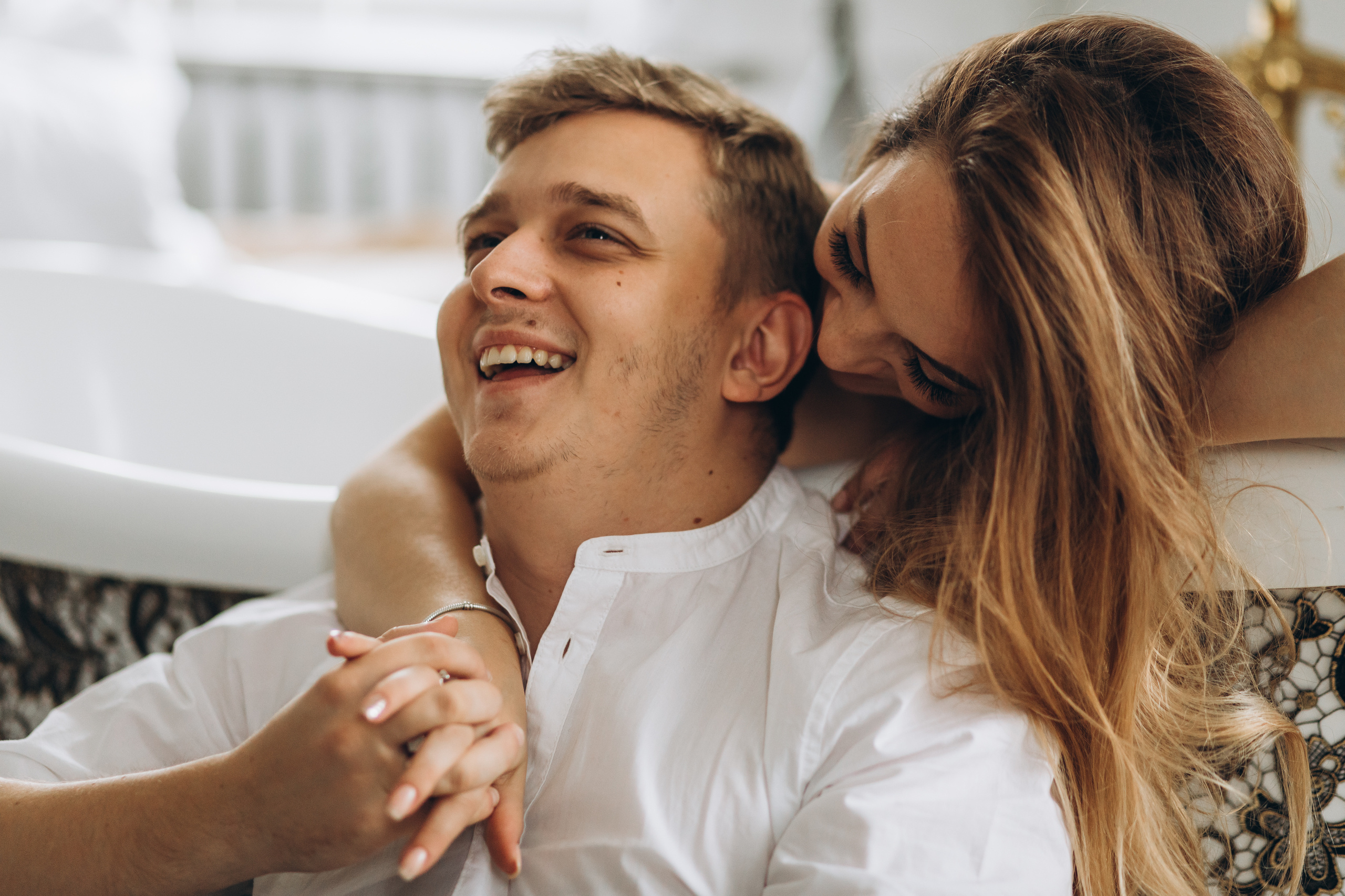 Красивая съемка в студии и на море. Фотограф Дмитро Чернявський