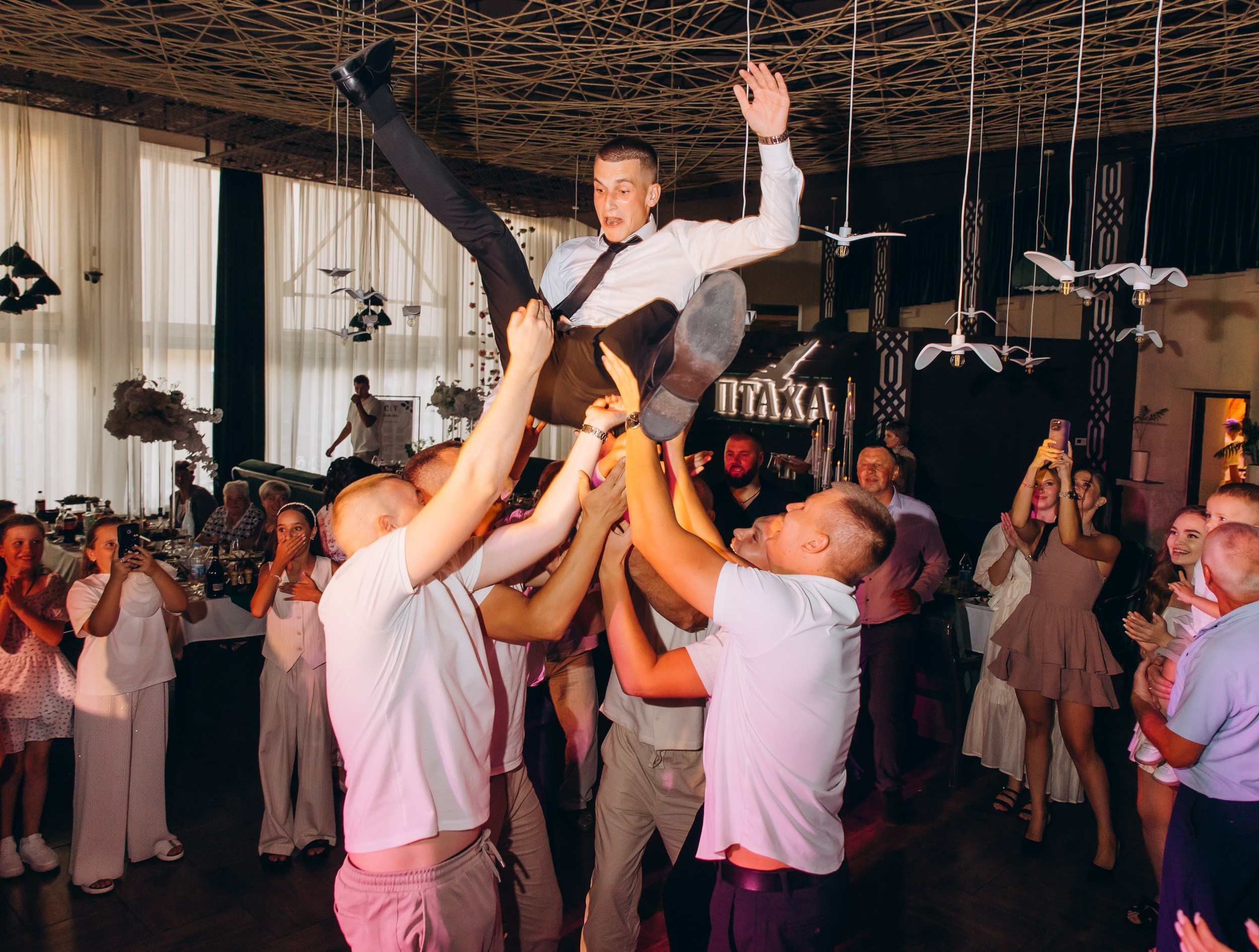 WEDDING DAY. Фотограф Дмитро Чернявський