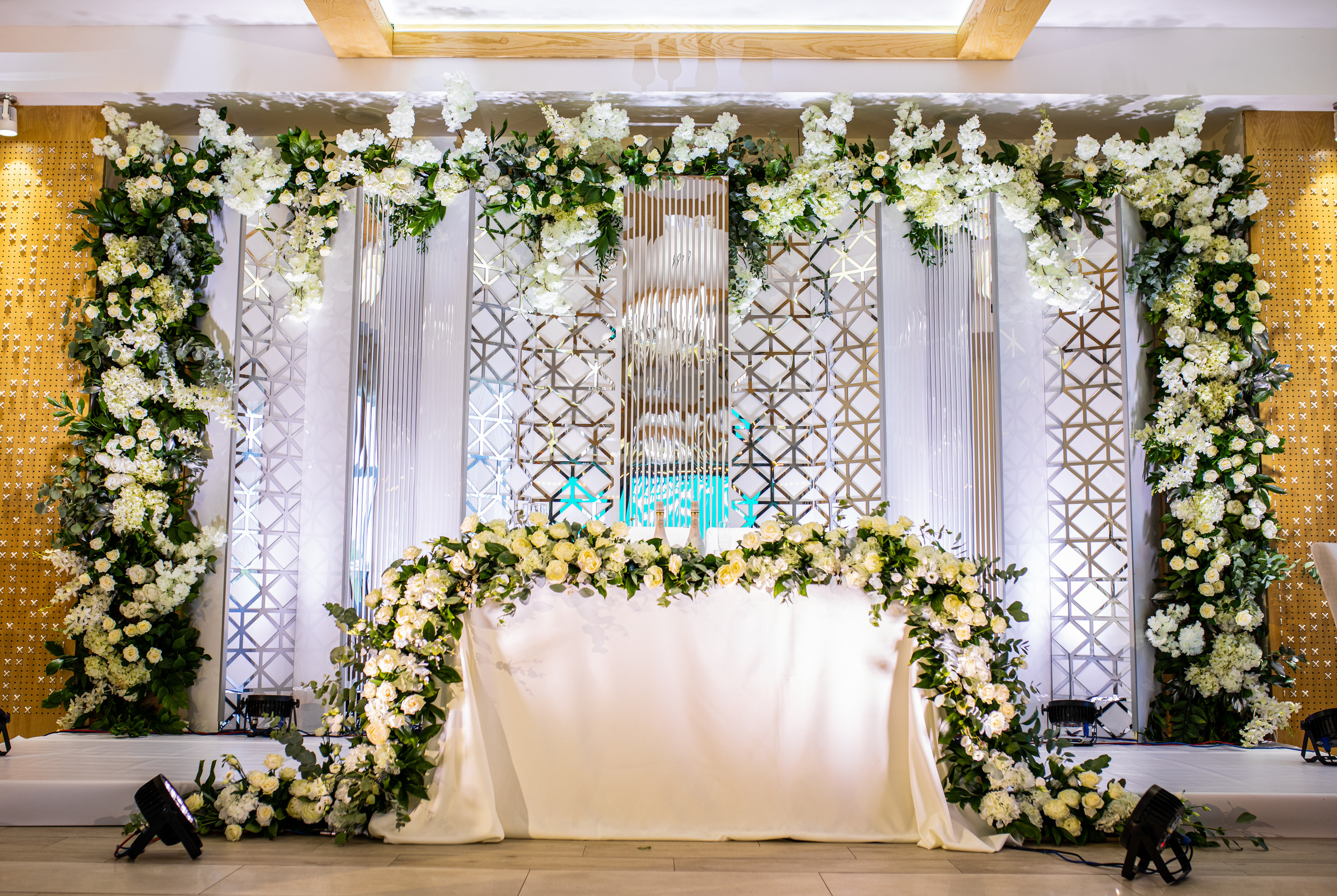 Андрій & Дарʼя. Фотограф Дмитро Чернявський