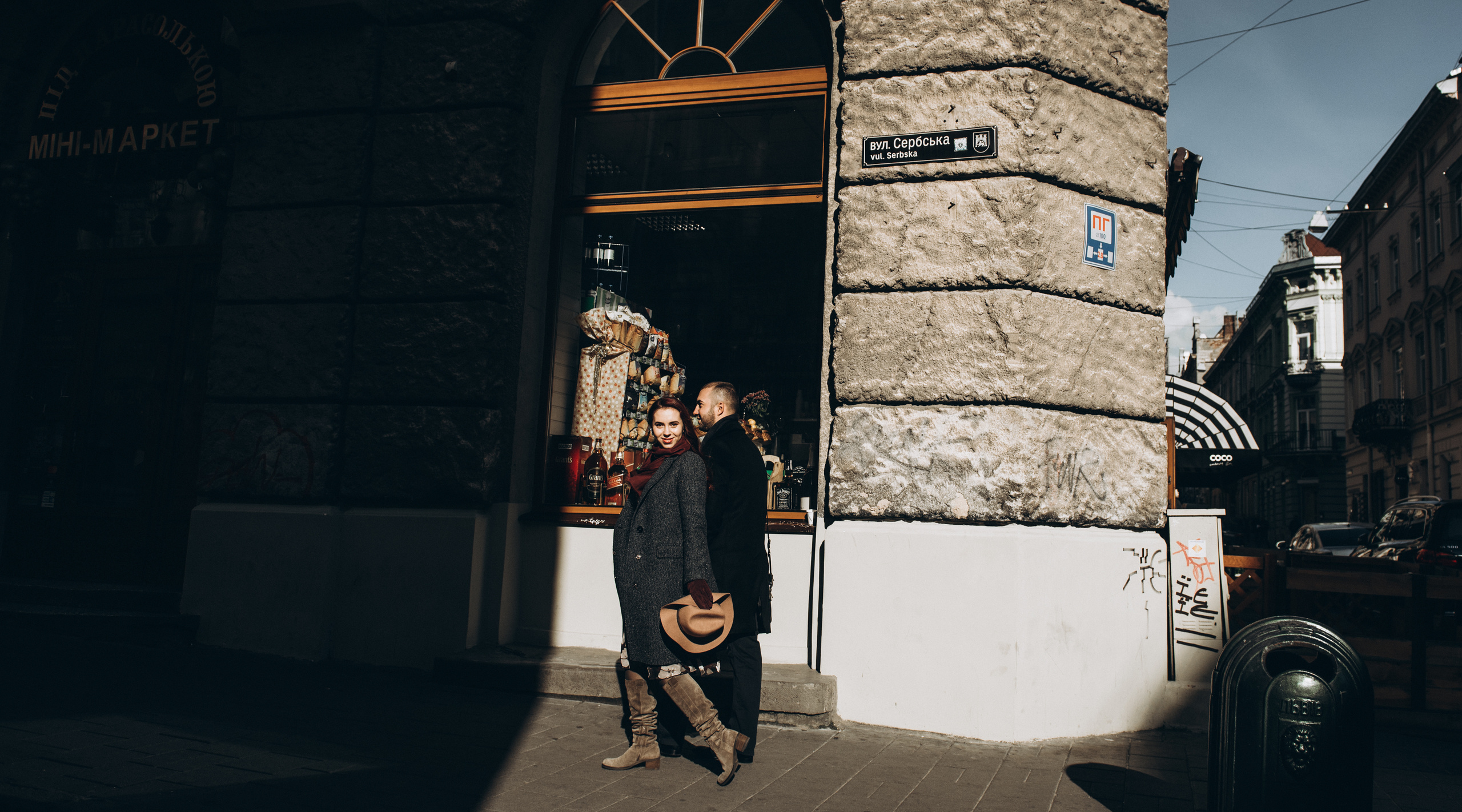 Лавстори красивой пары во Львове. Фотограф Дмитро Чернявський