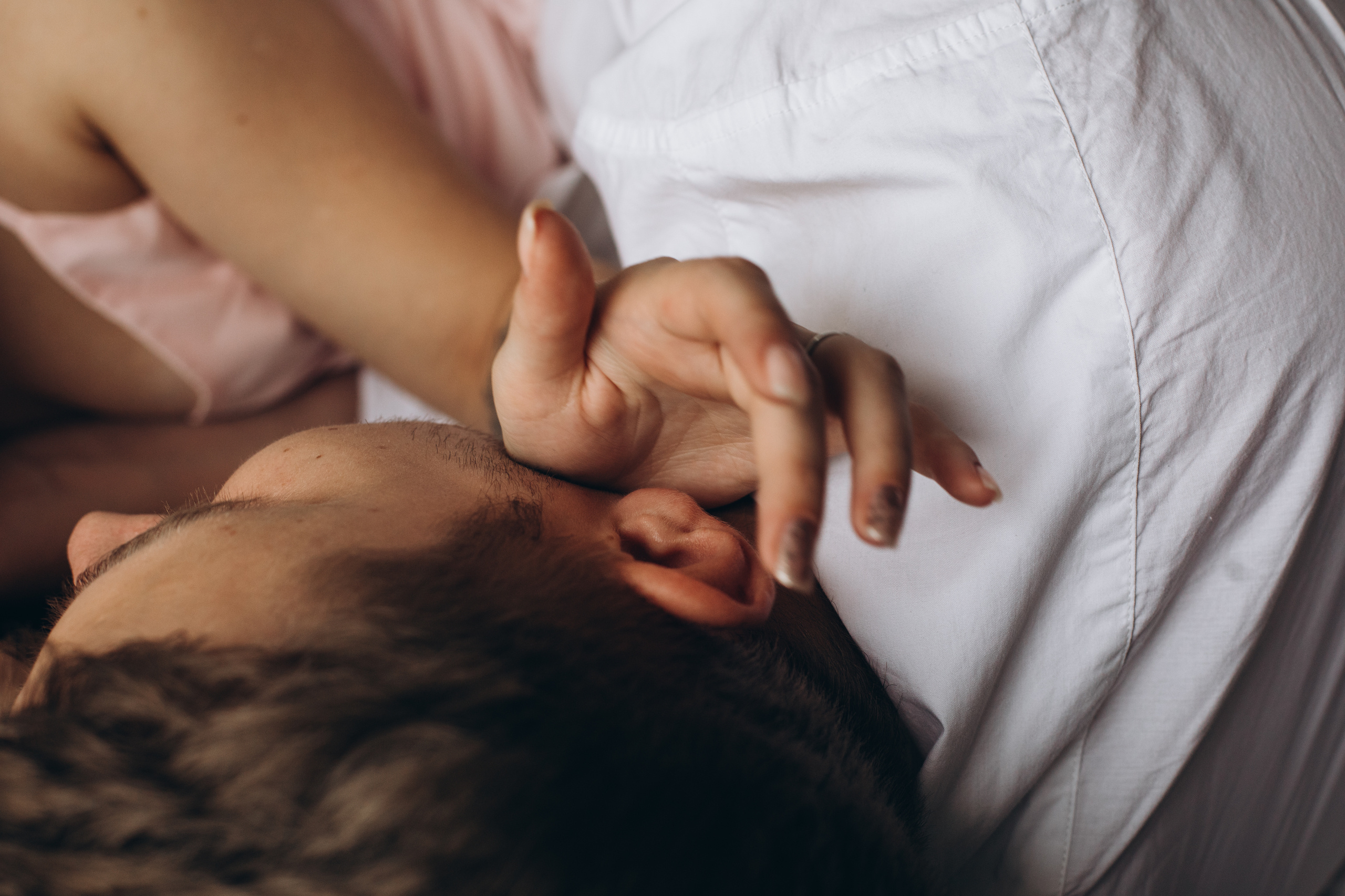 Красивая съемка в студии и на море. Фотограф Дмитро Чернявський