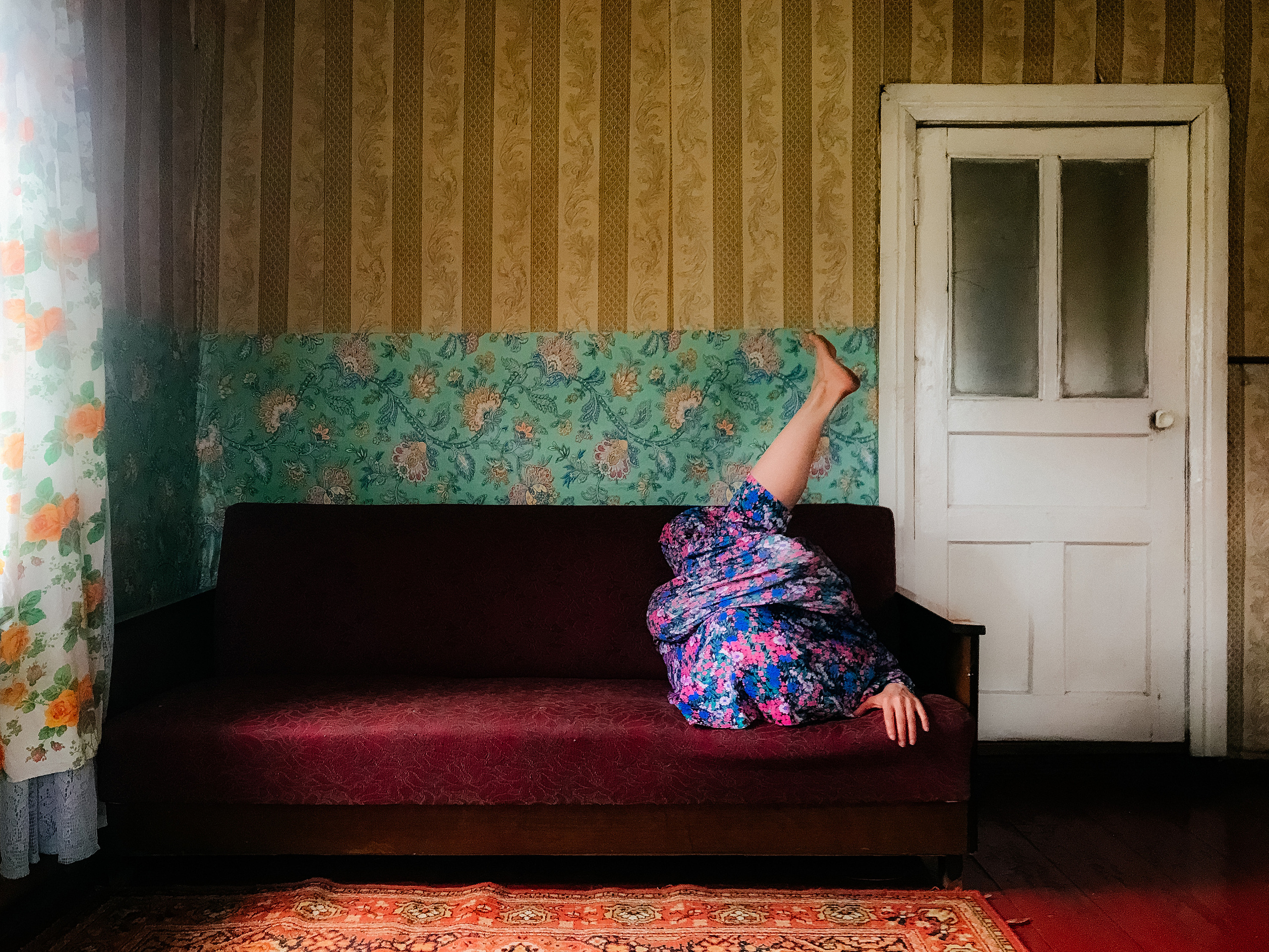 Figure in the interior I