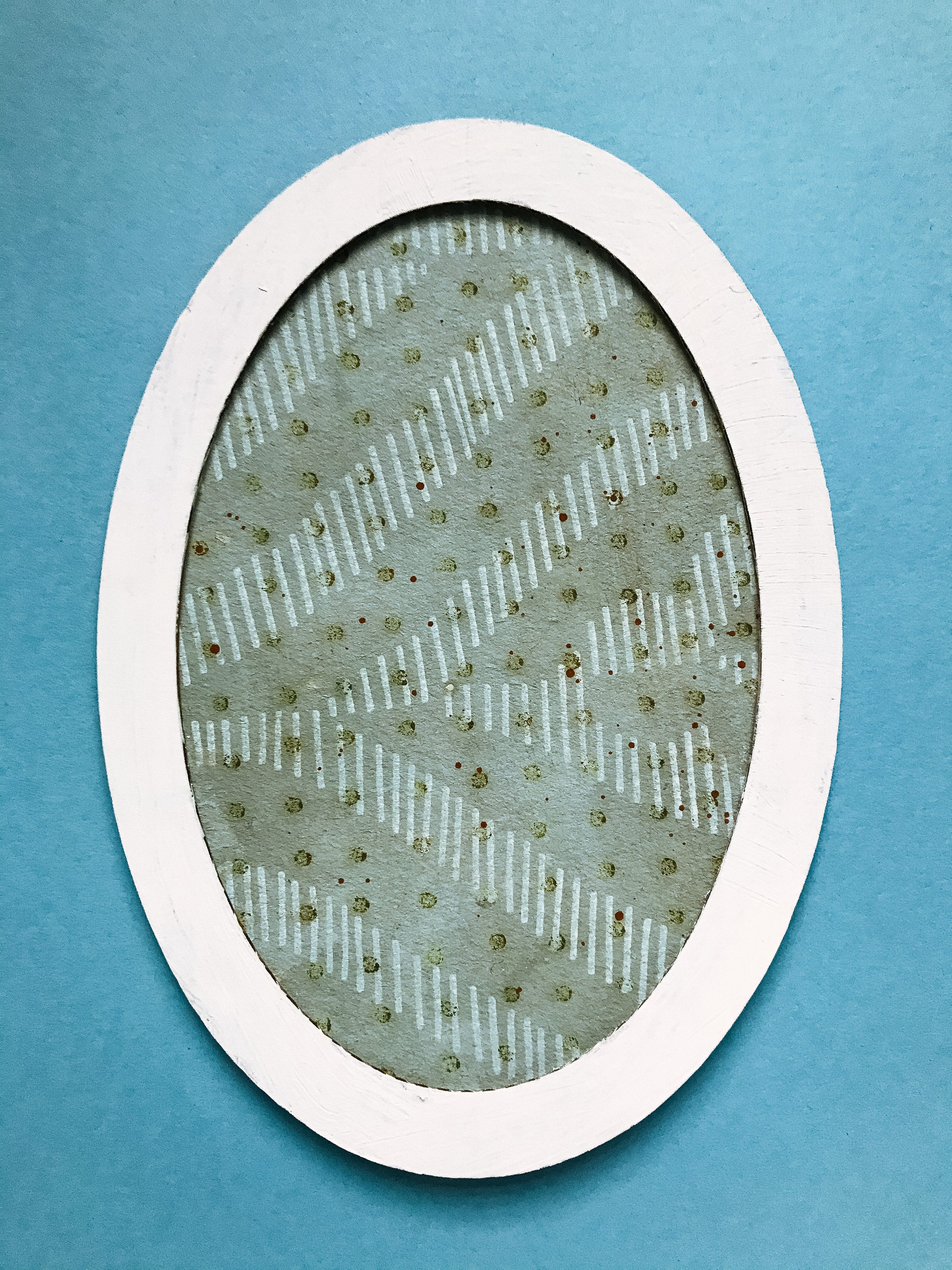 “All my ancestors were buried at this cemetery.” - II. This  is the 70 years old house. Dividing layer by layer, I removed seven layers of wallpaper from the wall. It turned out that the wallpaper was updated once every ten years.