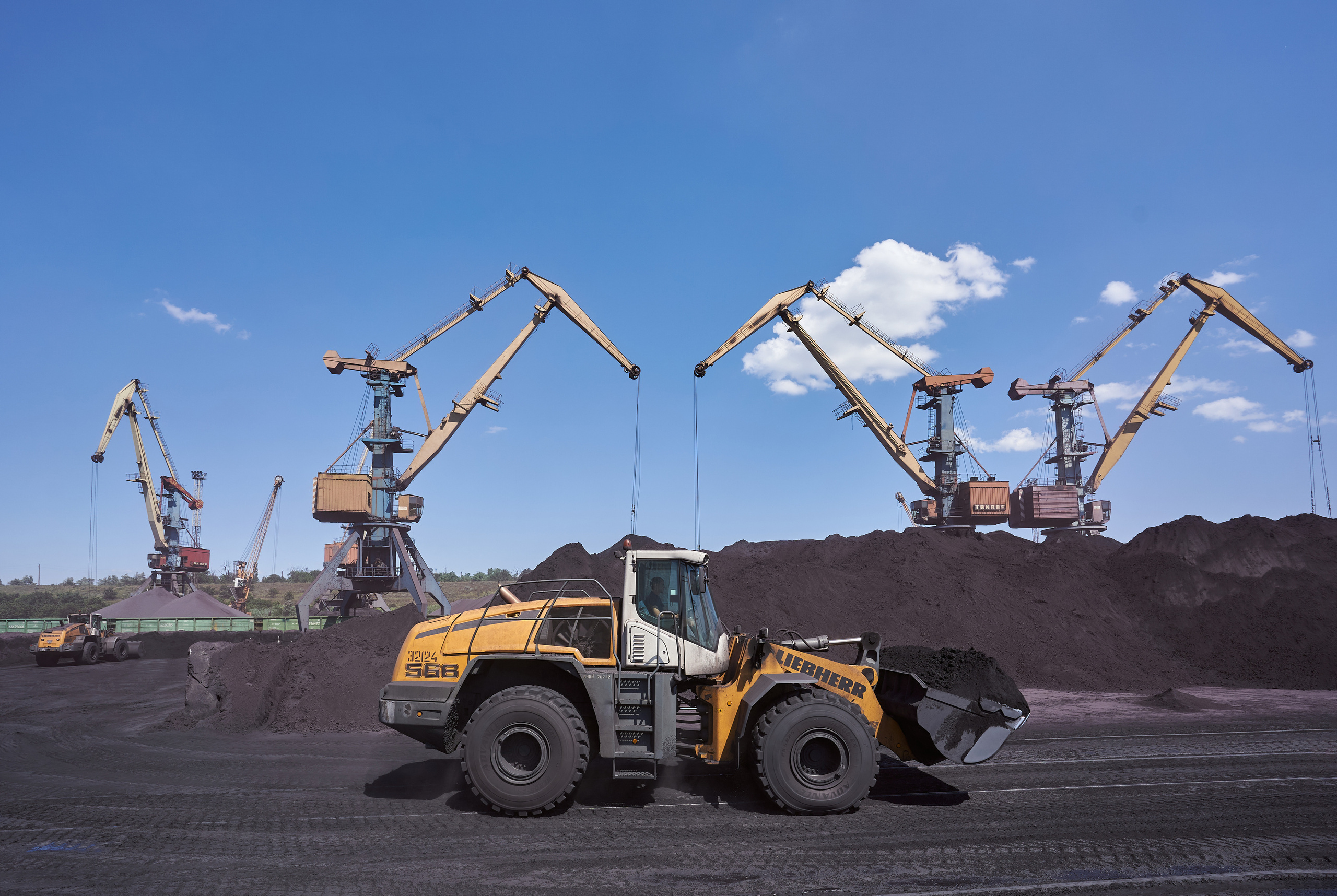 Industrial. Fotografo di architettura e ritratto in Ucraina e in Europa