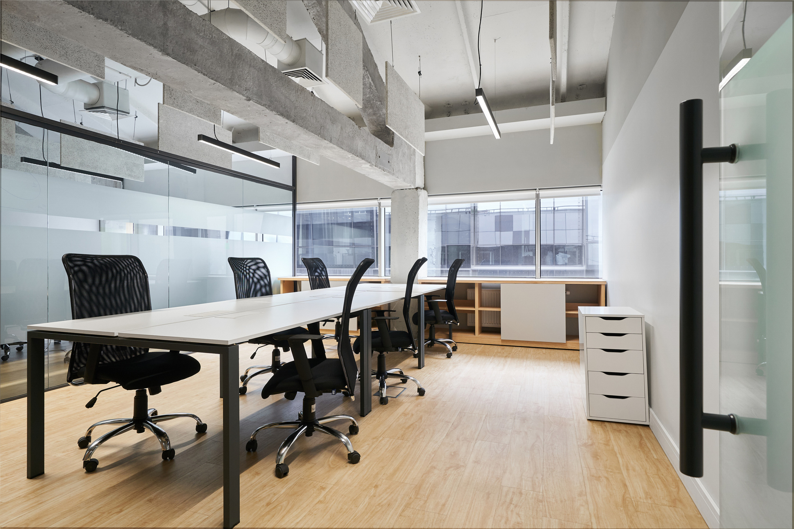 Інтер'єри та архітектура. Зйомка бізнес івентів, портретів та інтер’єрів/архітектури в Україні та Європі