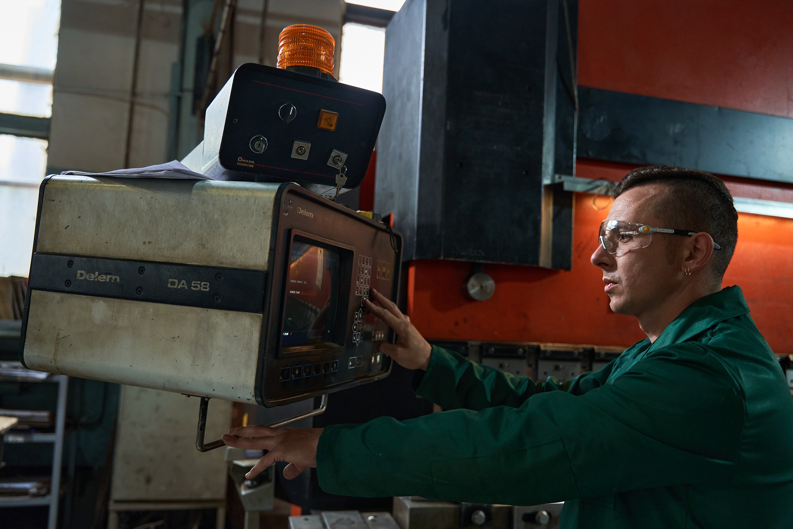 Industrial. Fotografo di architettura e ritratto in Ucraina e in Europa