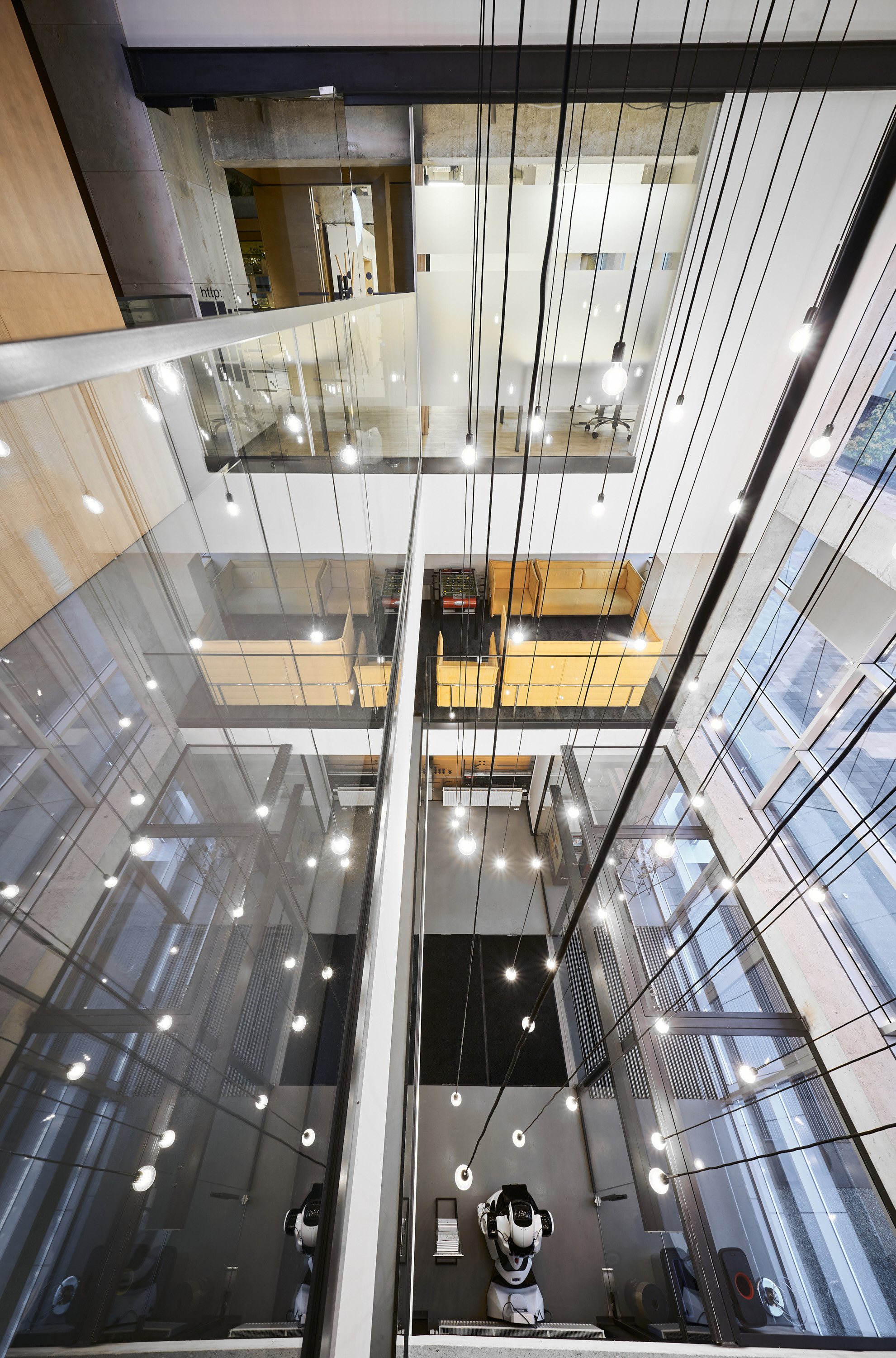 Інтер'єри та архітектура. Зйомка бізнес івентів, портретів та інтер’єрів/архітектури в Україні та Європі