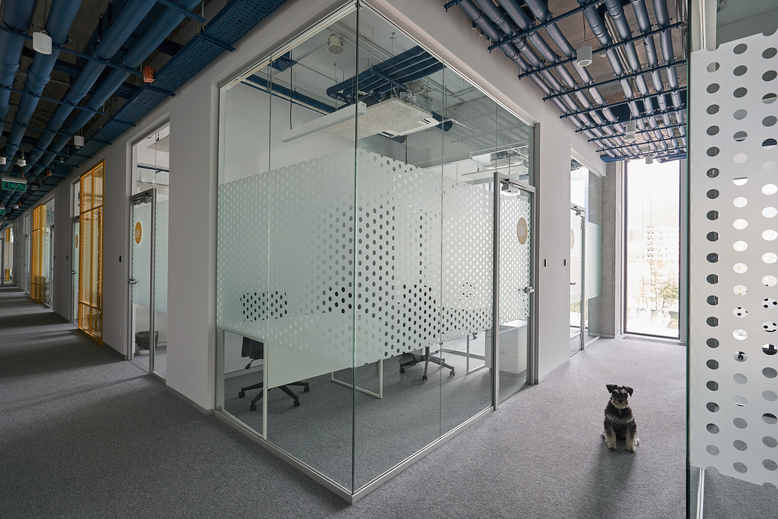 Інтер'єри та архітектура. Зйомка бізнес івентів, портретів та інтер’єрів/архітектури в Україні та Європі