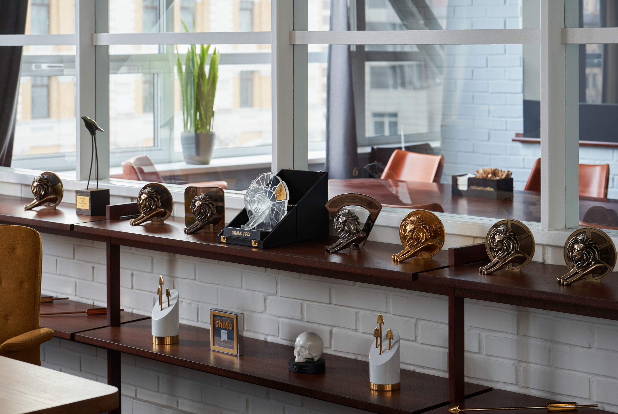 Інтер'єри та архітектура. Зйомка бізнес івентів, портретів та інтер’єрів/архітектури в Україні та Європі