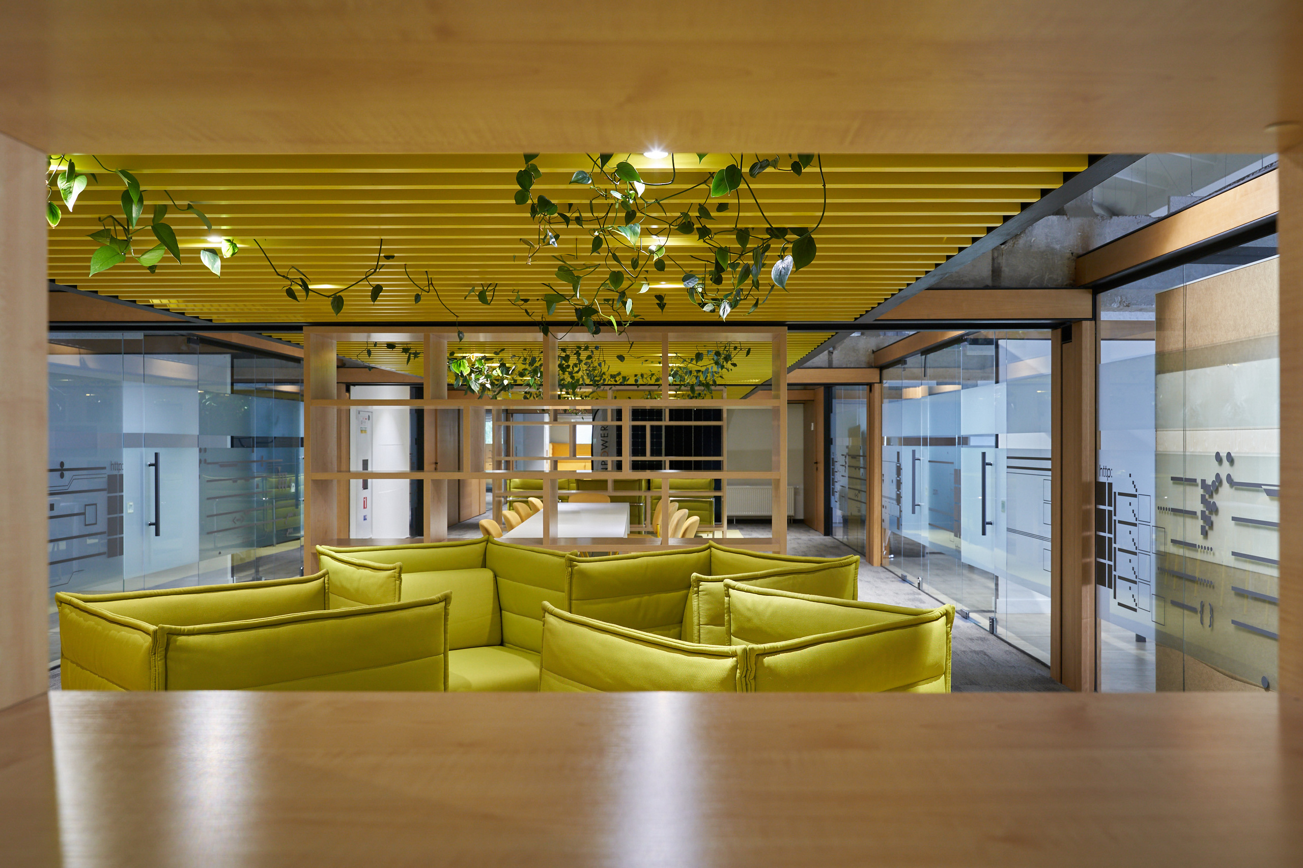 Інтер'єри та архітектура. Зйомка бізнес івентів, портретів та інтер’єрів/архітектури в Україні та Європі