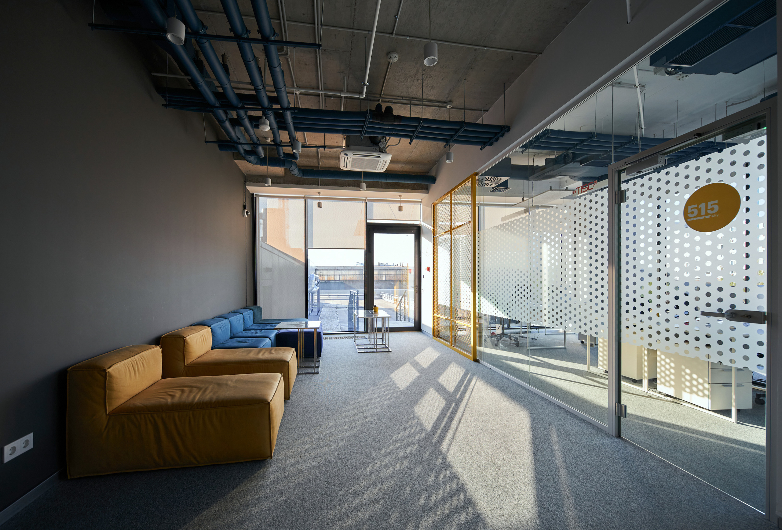 Інтер'єри та архітектура. Зйомка бізнес івентів, портретів та інтер’єрів/архітектури в Україні та Європі