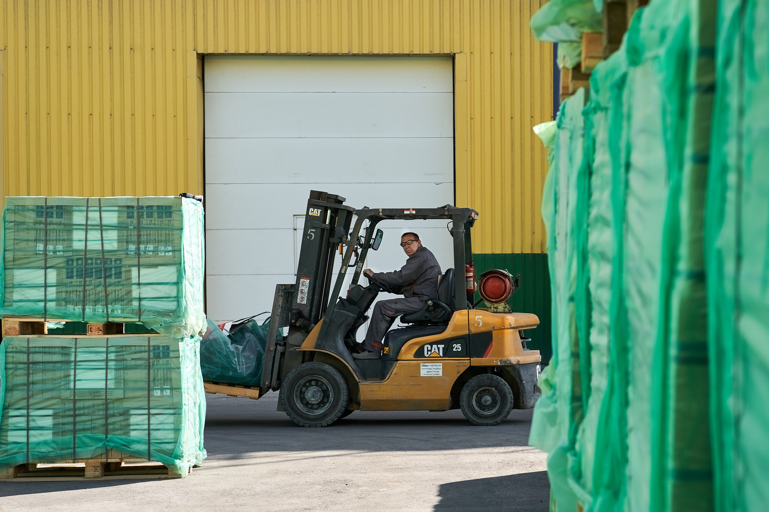 Industrial. Fotografo di architettura e ritratto in Ucraina e in Europa
