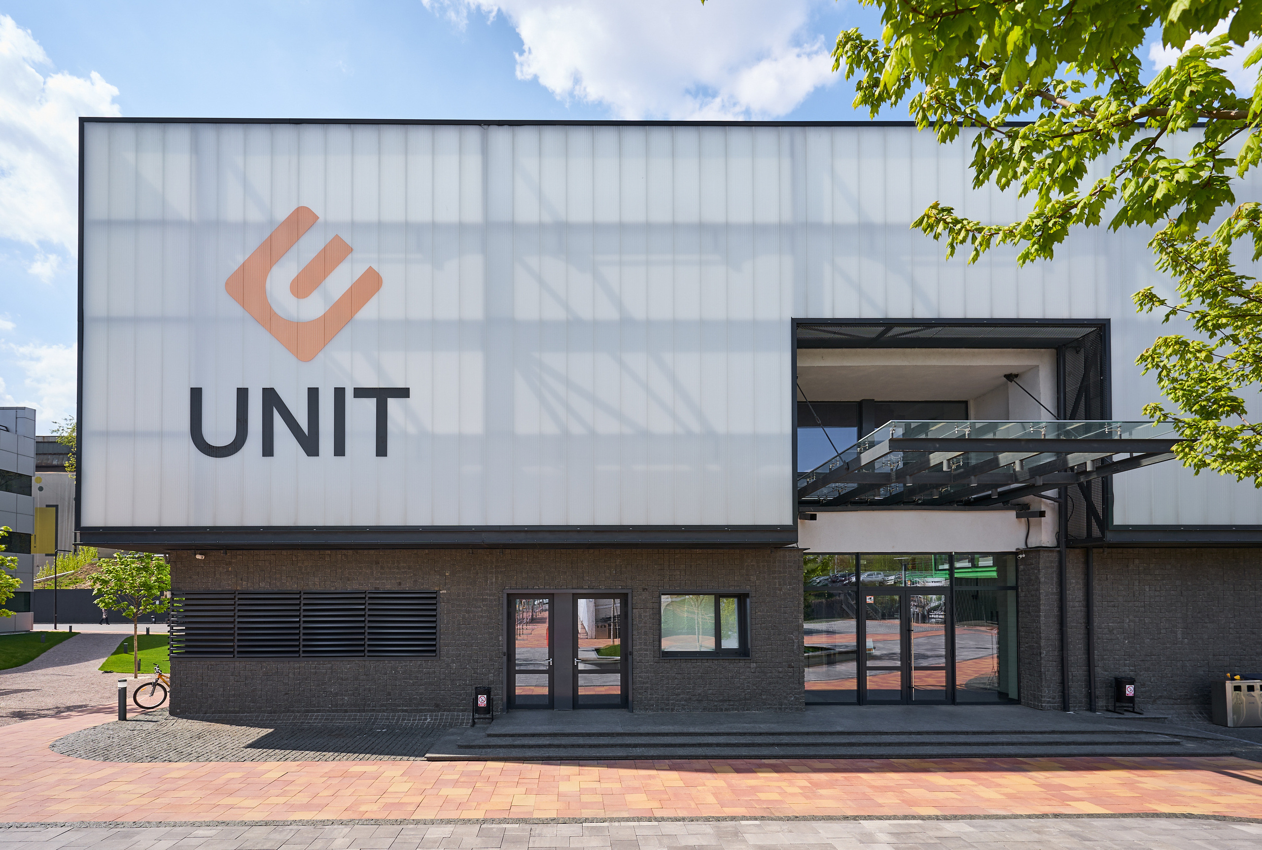 Інтер'єри та архітектура. Зйомка бізнес івентів, портретів та інтер’єрів/архітектури в Україні та Європі