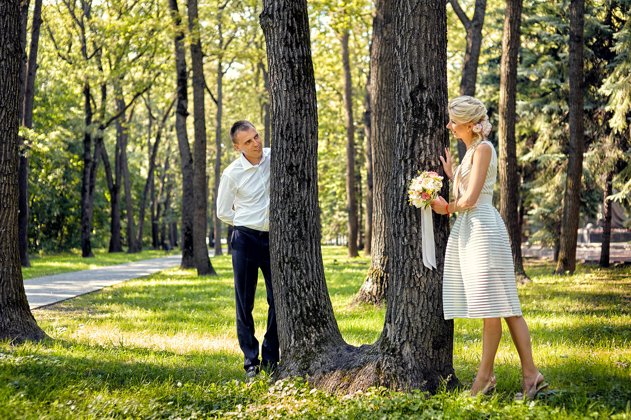 Weddings and love-stories. Business events, portraits and architecture photographer in Ukraine and Europe