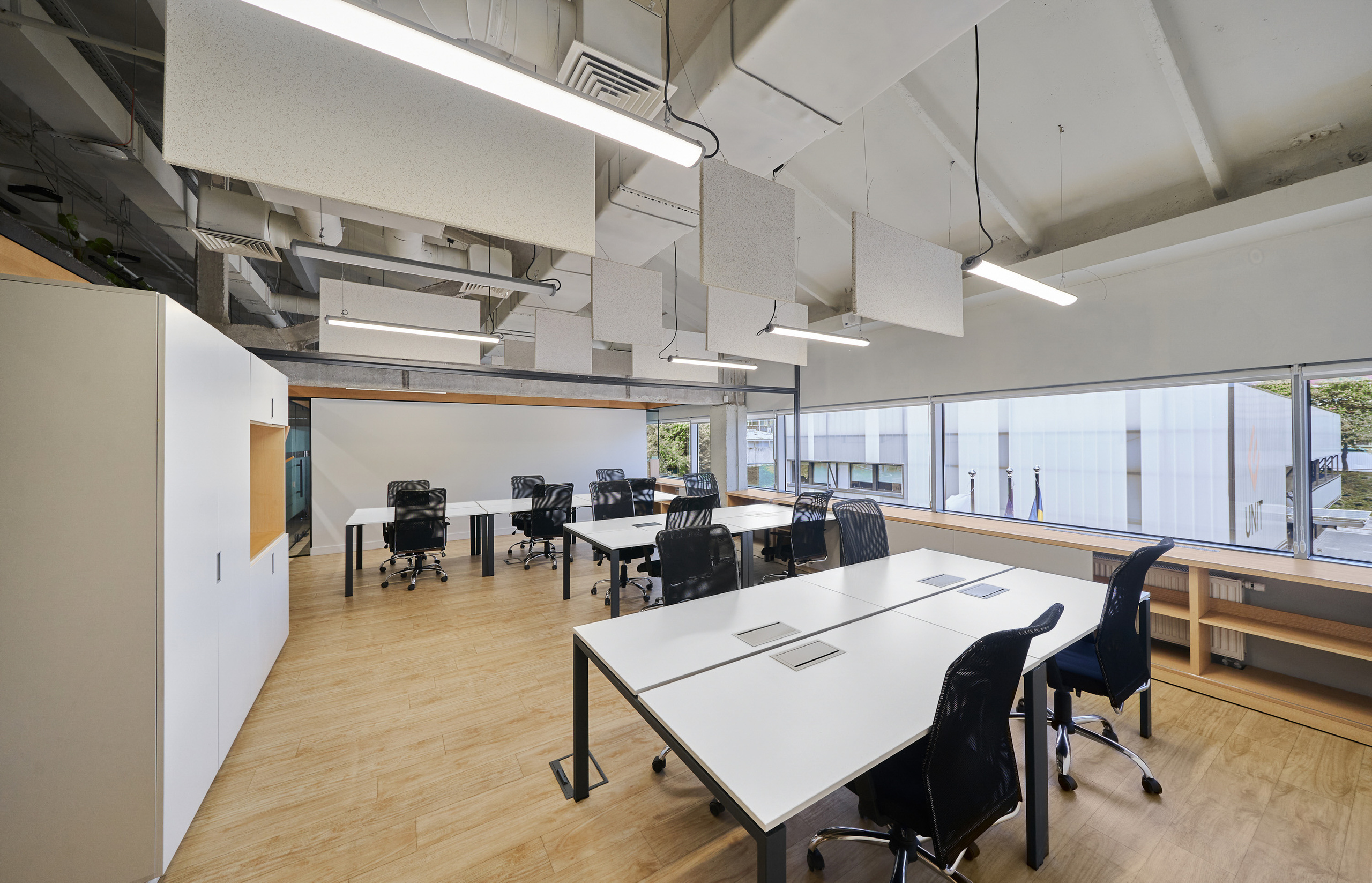 Інтер'єри та архітектура. Зйомка бізнес івентів, портретів та інтер’єрів/архітектури в Україні та Європі