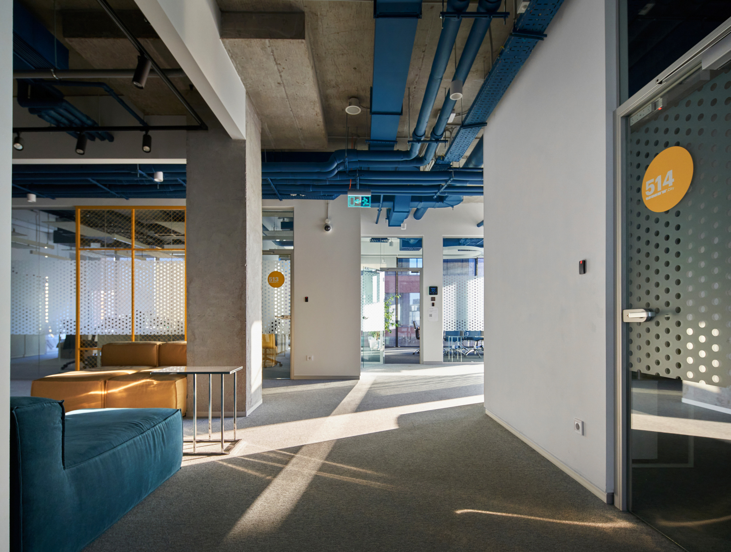 Інтер'єри та архітектура. Зйомка бізнес івентів, портретів та інтер’єрів/архітектури в Україні та Європі