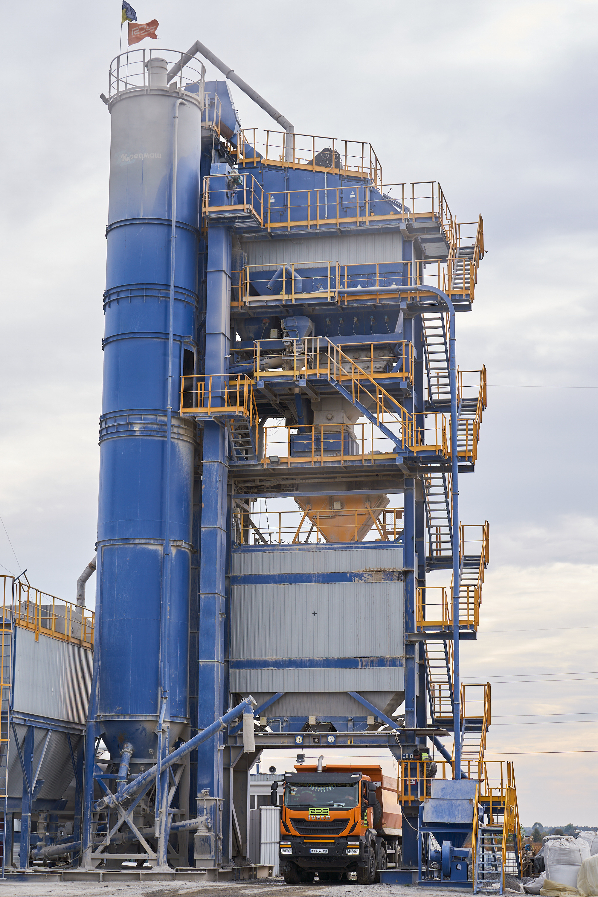 Industrial. Fotografo di architettura e ritratto in Ucraina e in Europa