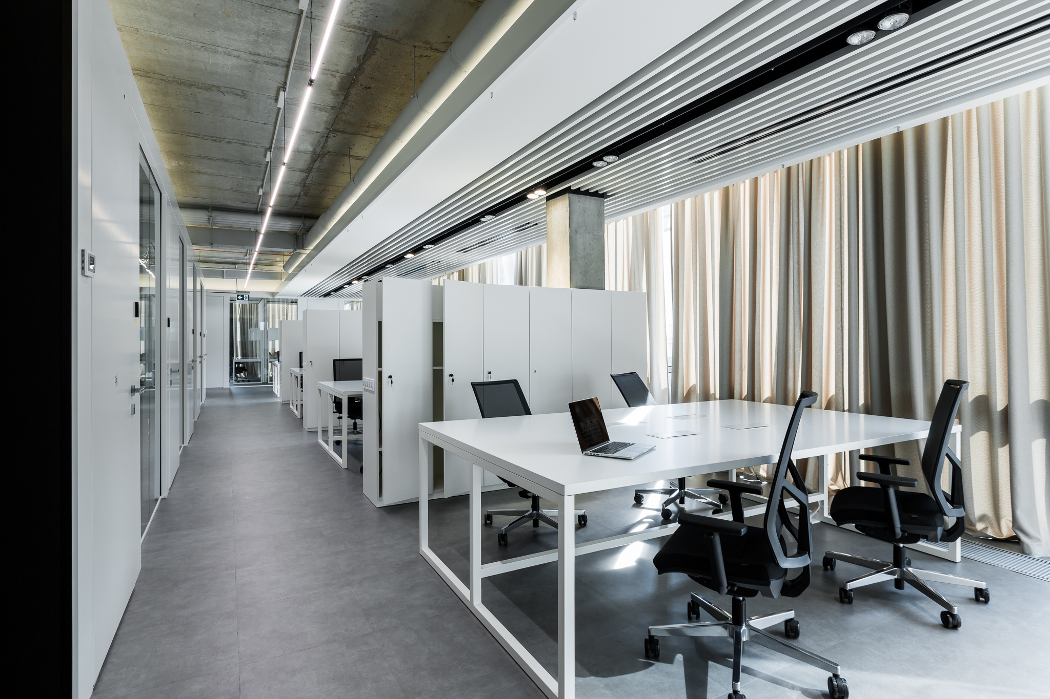 Інтер'єри та архітектура. Зйомка бізнес івентів, портретів та інтер’єрів/архітектури в Україні та Європі