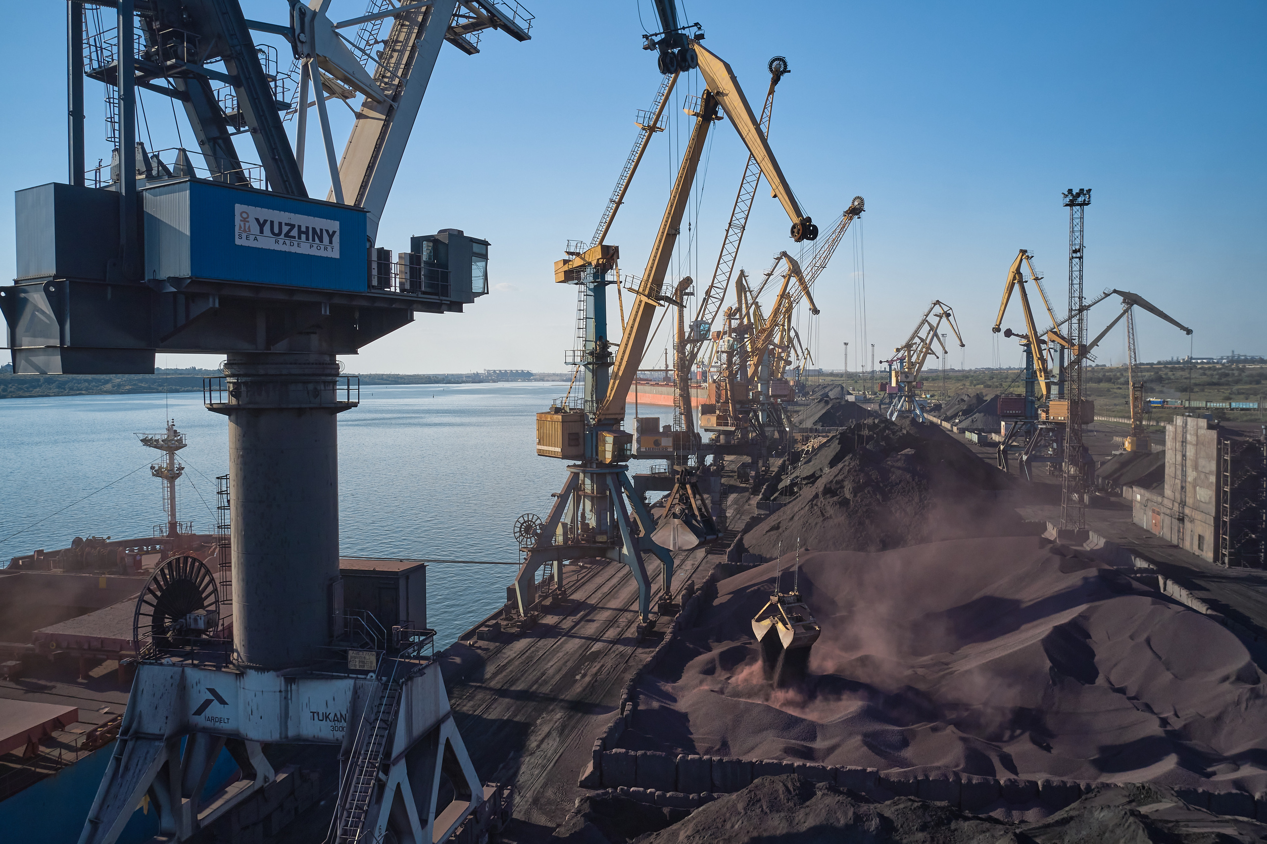 Industrial. Fotografo di architettura e ritratto in Ucraina e in Europa