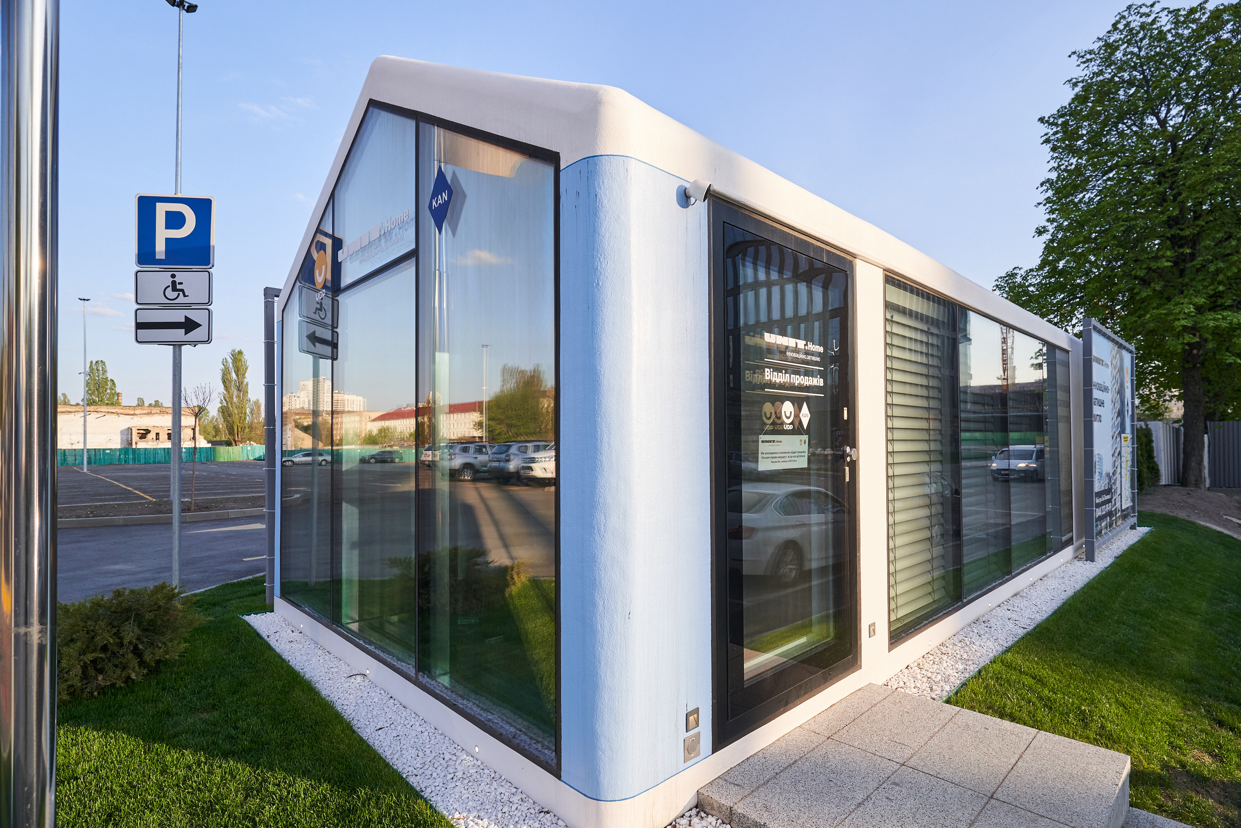 Інтер'єри та архітектура. Зйомка бізнес івентів, портретів та інтер’єрів/архітектури в Україні та Європі