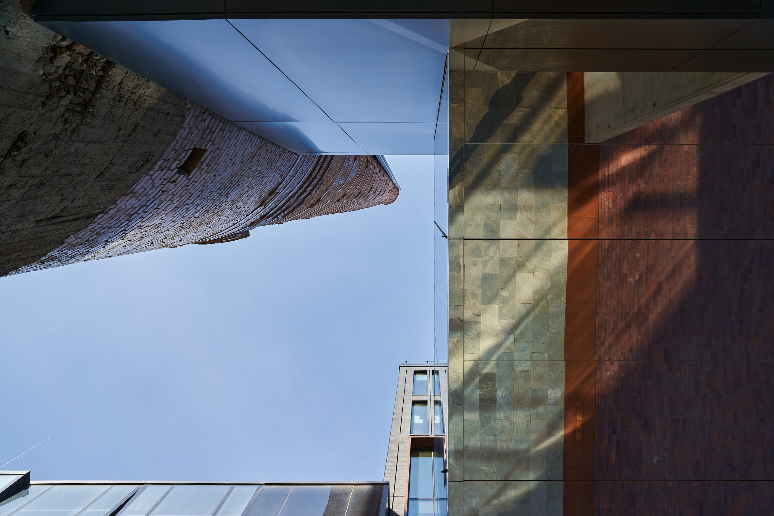 Інтер'єри та архітектура. Зйомка бізнес івентів, портретів та інтер’єрів/архітектури в Україні та Європі