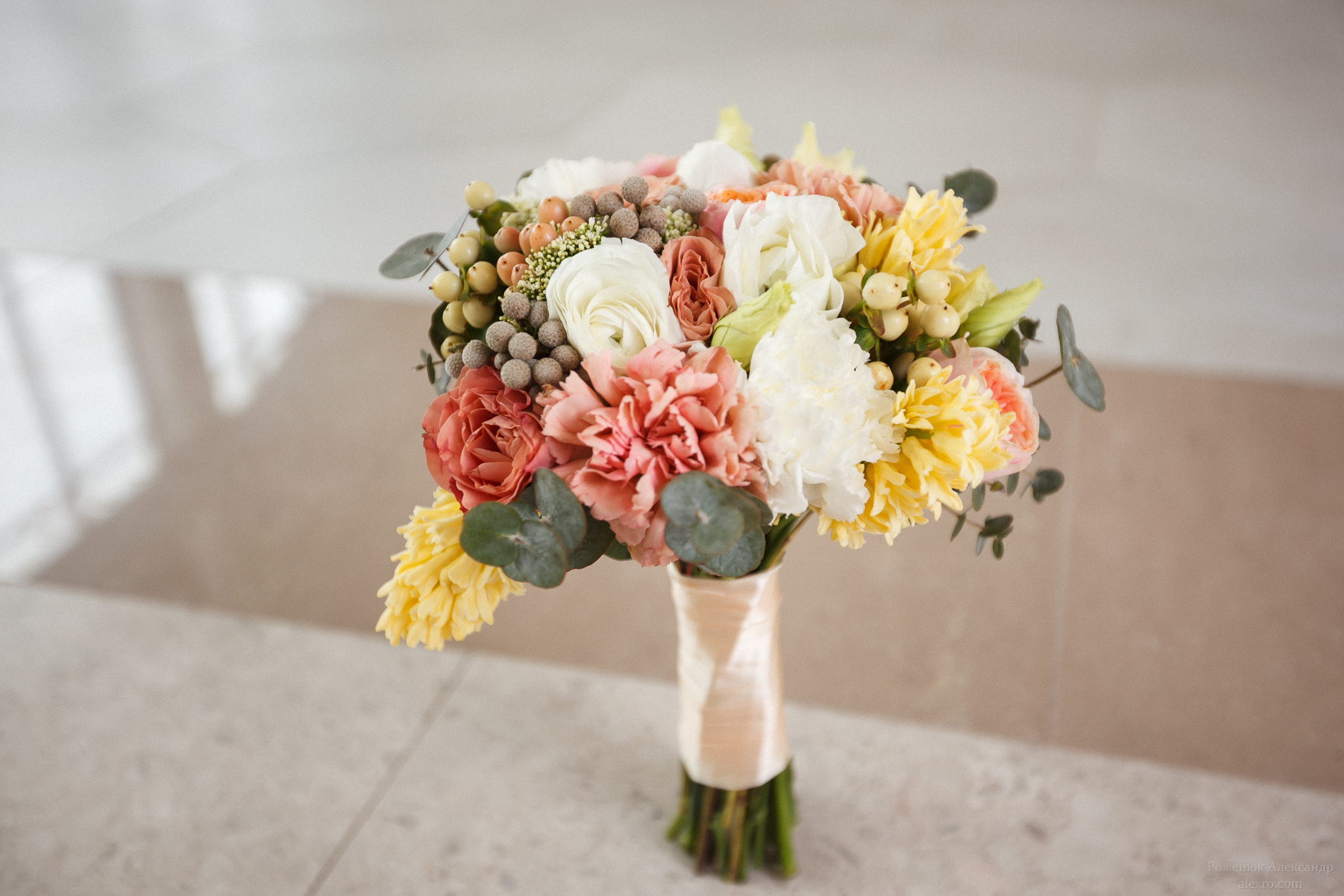 Weddings and love-stories. Business events, portraits and architecture photographer in Ukraine and Europe