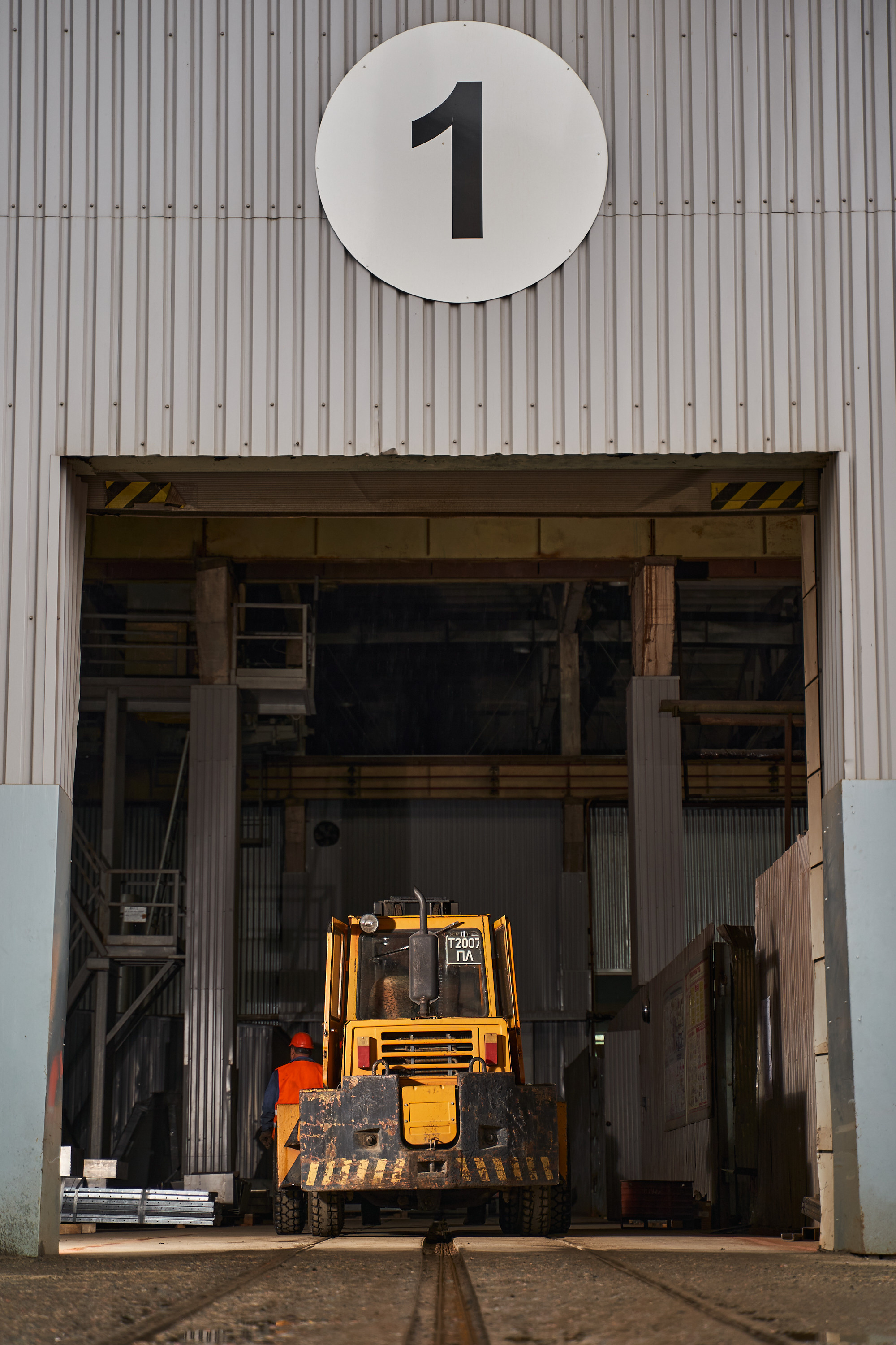 Industrial. Fotografo di architettura e ritratto in Ucraina e in Europa