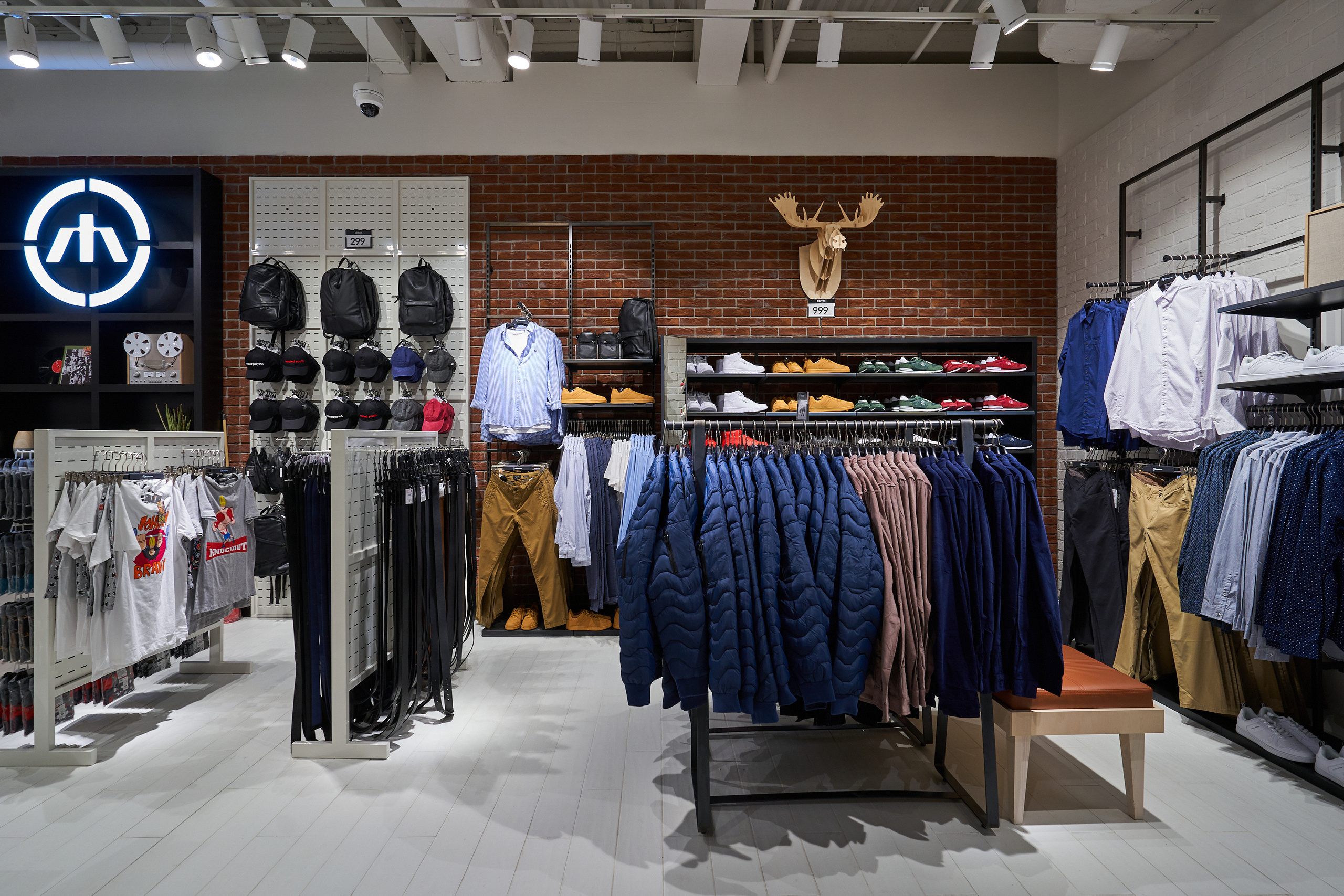 Інтер'єри та архітектура. Зйомка бізнес івентів, портретів та інтер’єрів/архітектури в Україні та Європі