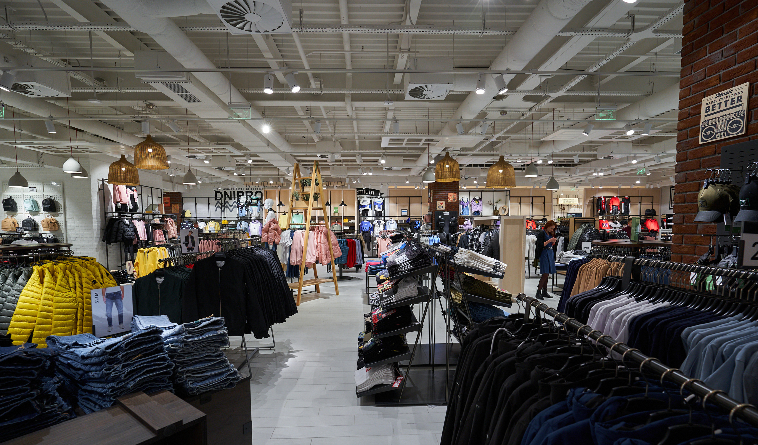 Інтер'єри та архітектура. Зйомка бізнес івентів, портретів та інтер’єрів/архітектури в Україні та Європі