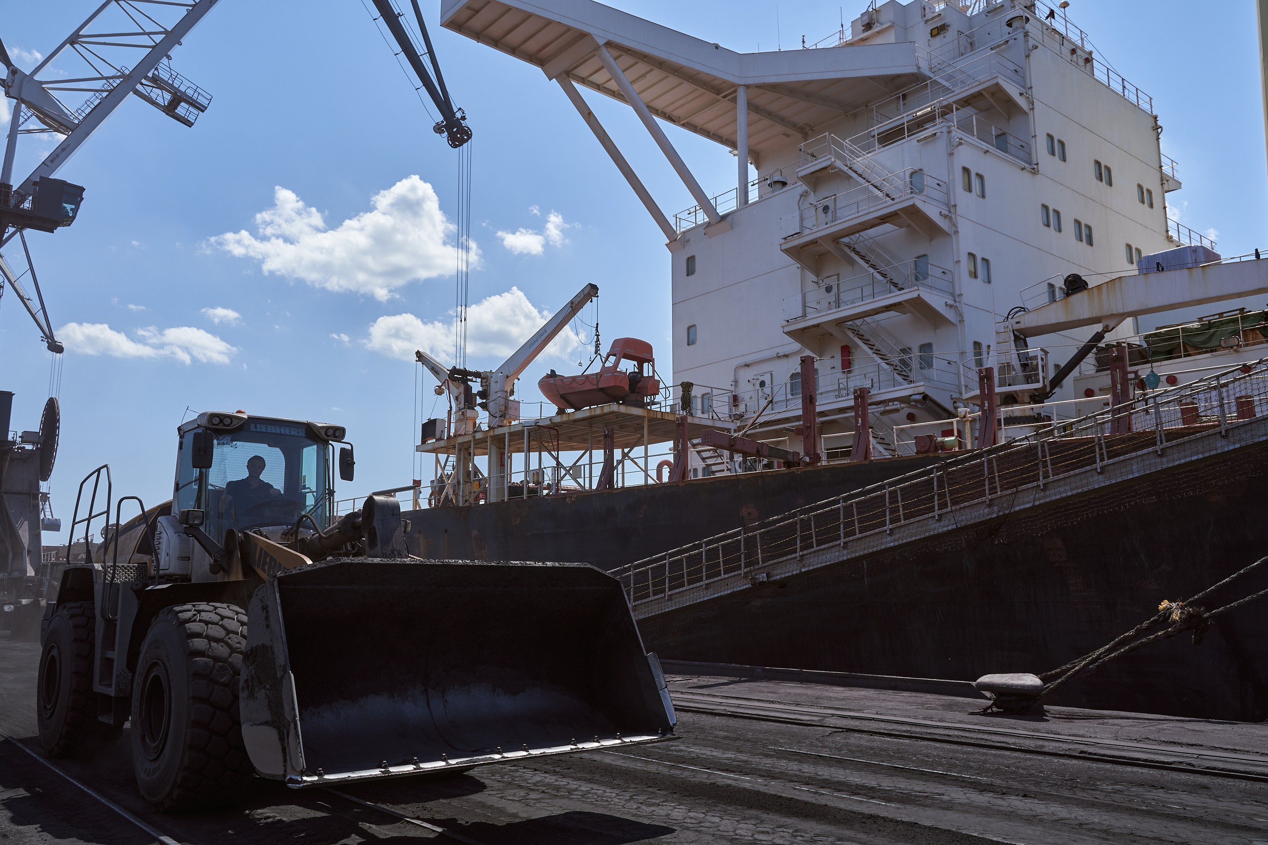 Industrial. Fotografo di architettura e ritratto in Ucraina e in Europa