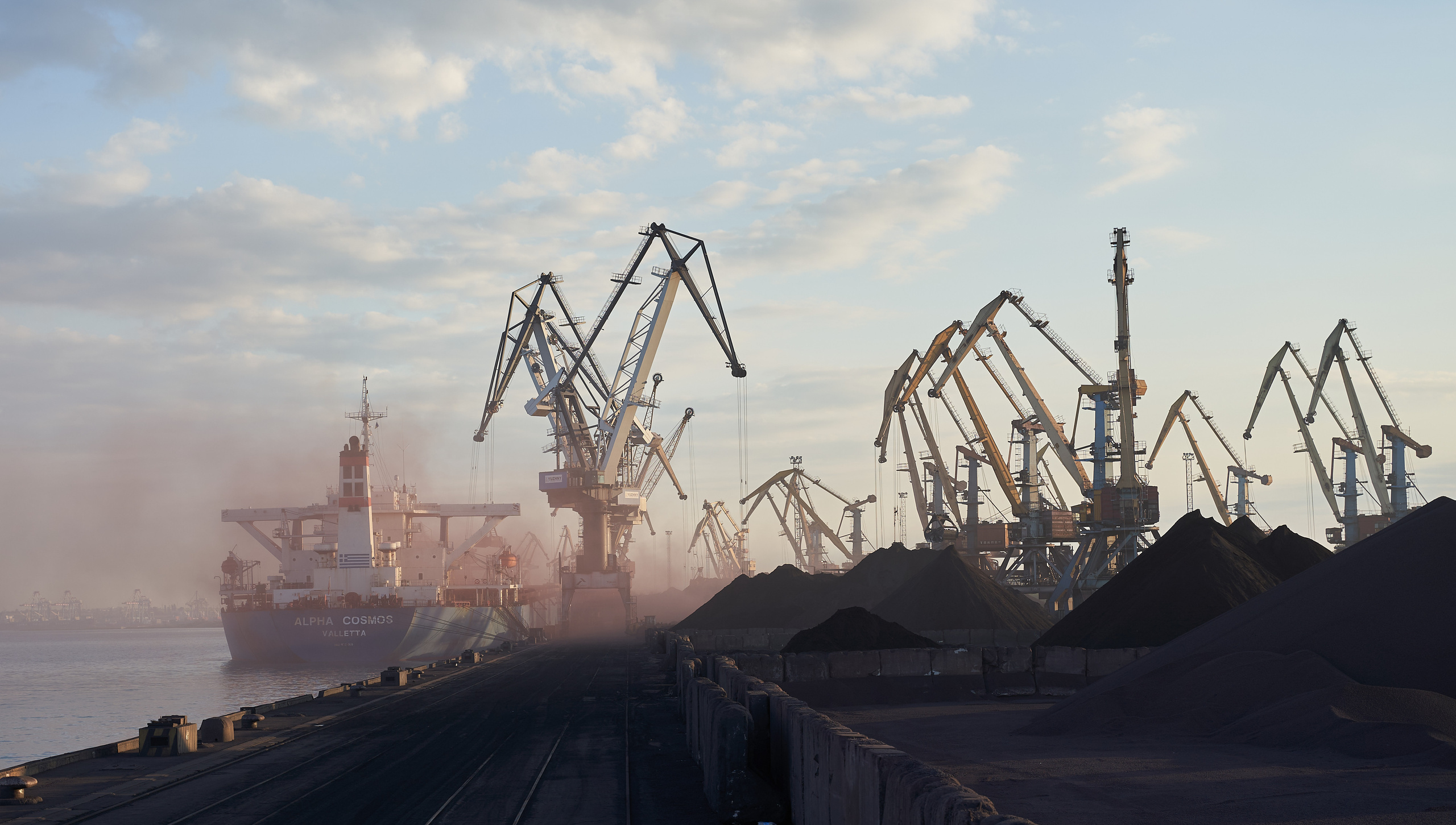 Industrial. Fotografo di architettura e ritratto in Ucraina e in Europa