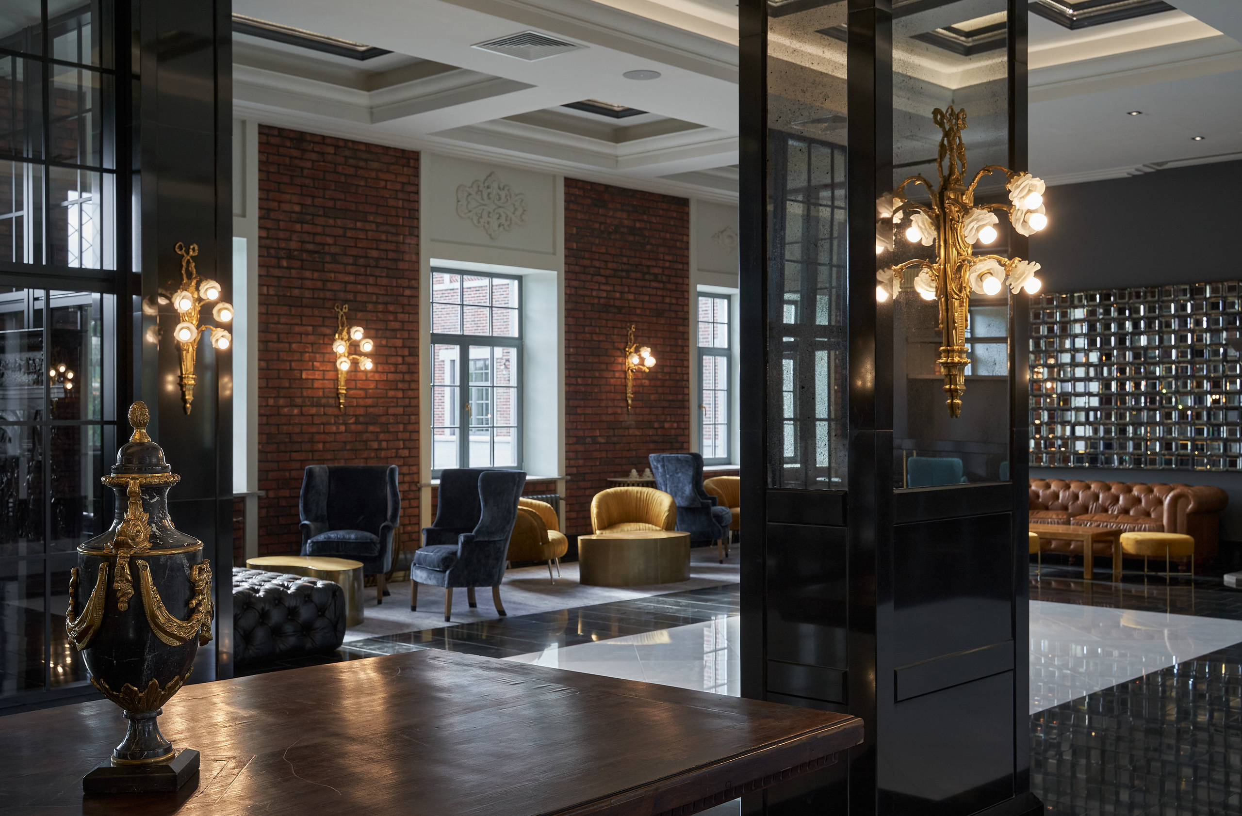 Інтер'єри та архітектура. Зйомка бізнес івентів, портретів та інтер’єрів/архітектури в Україні та Європі