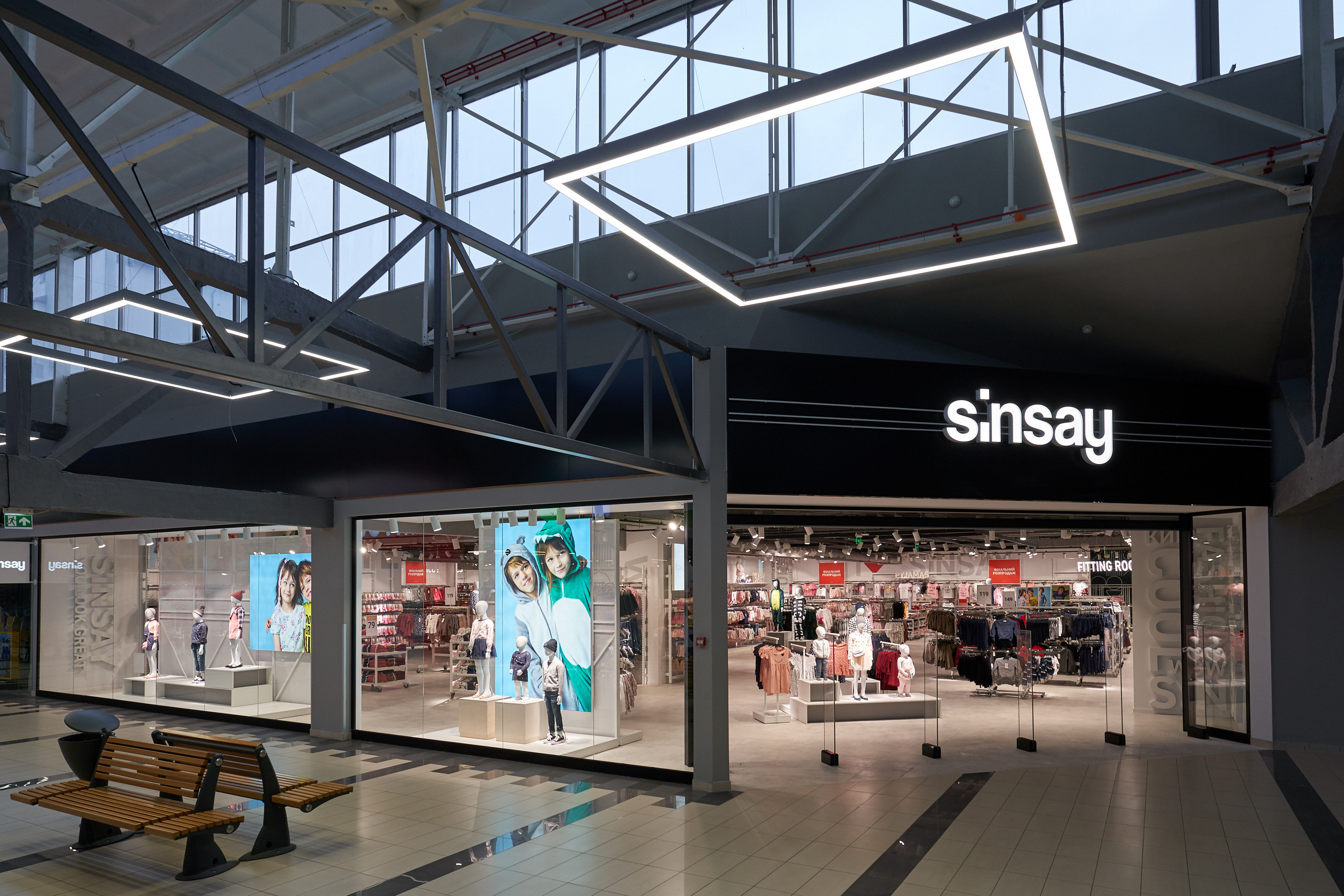 Інтер'єри та архітектура. Зйомка бізнес івентів, портретів та інтер’єрів/архітектури в Україні та Європі