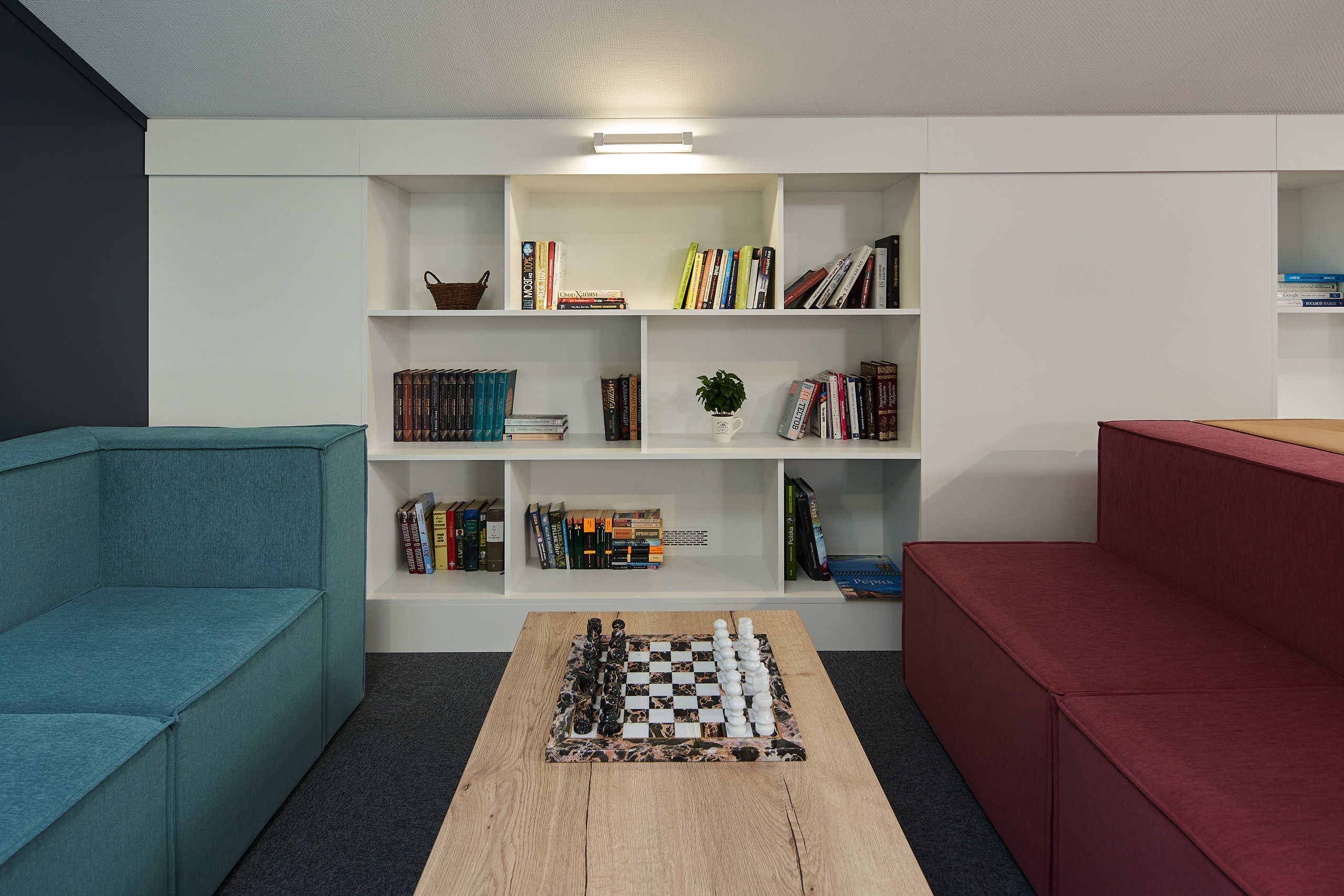 Інтер'єри та архітектура. Зйомка бізнес івентів, портретів та інтер’єрів/архітектури в Україні та Європі