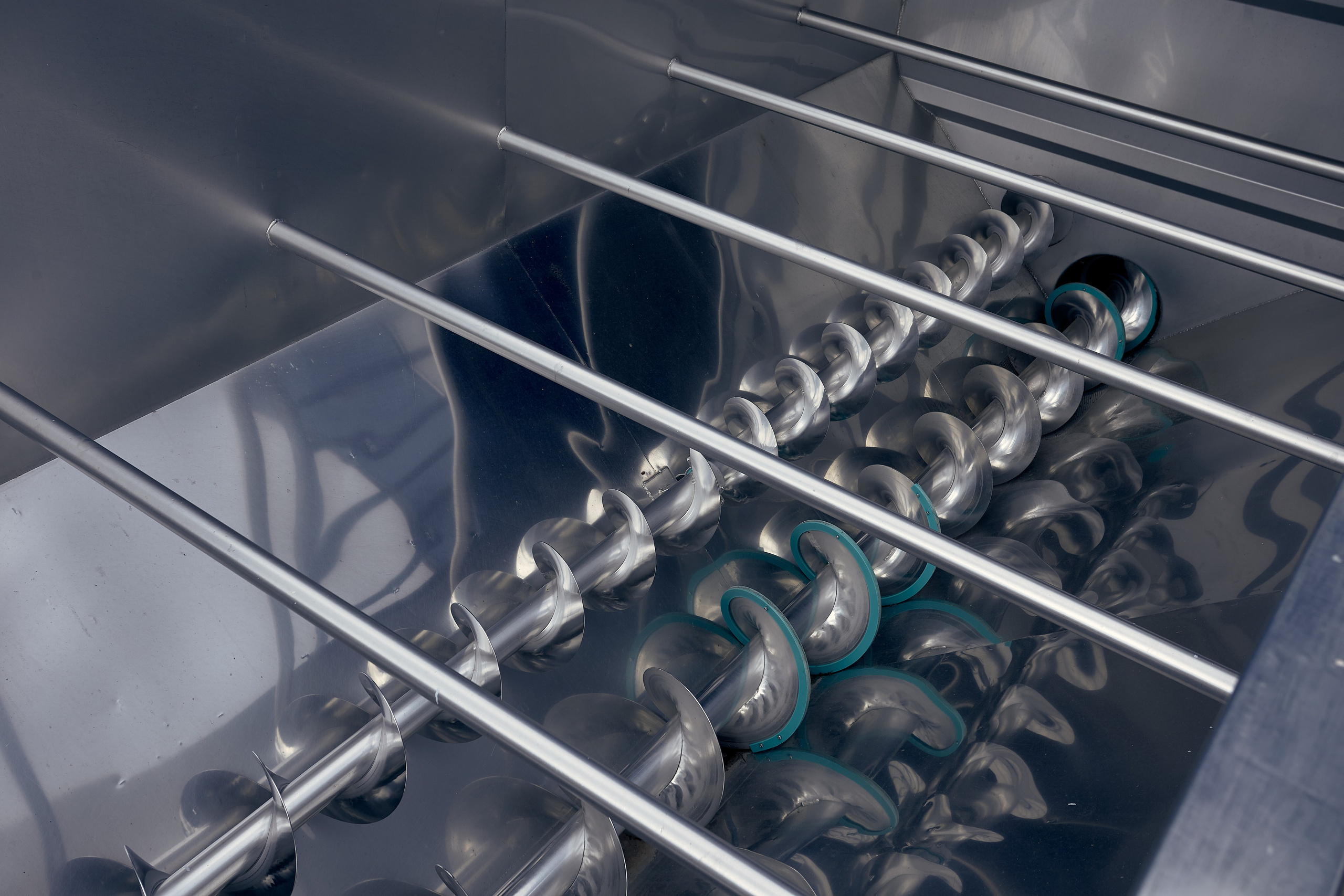 Промислова фотосесія для заводу вин в Одесі