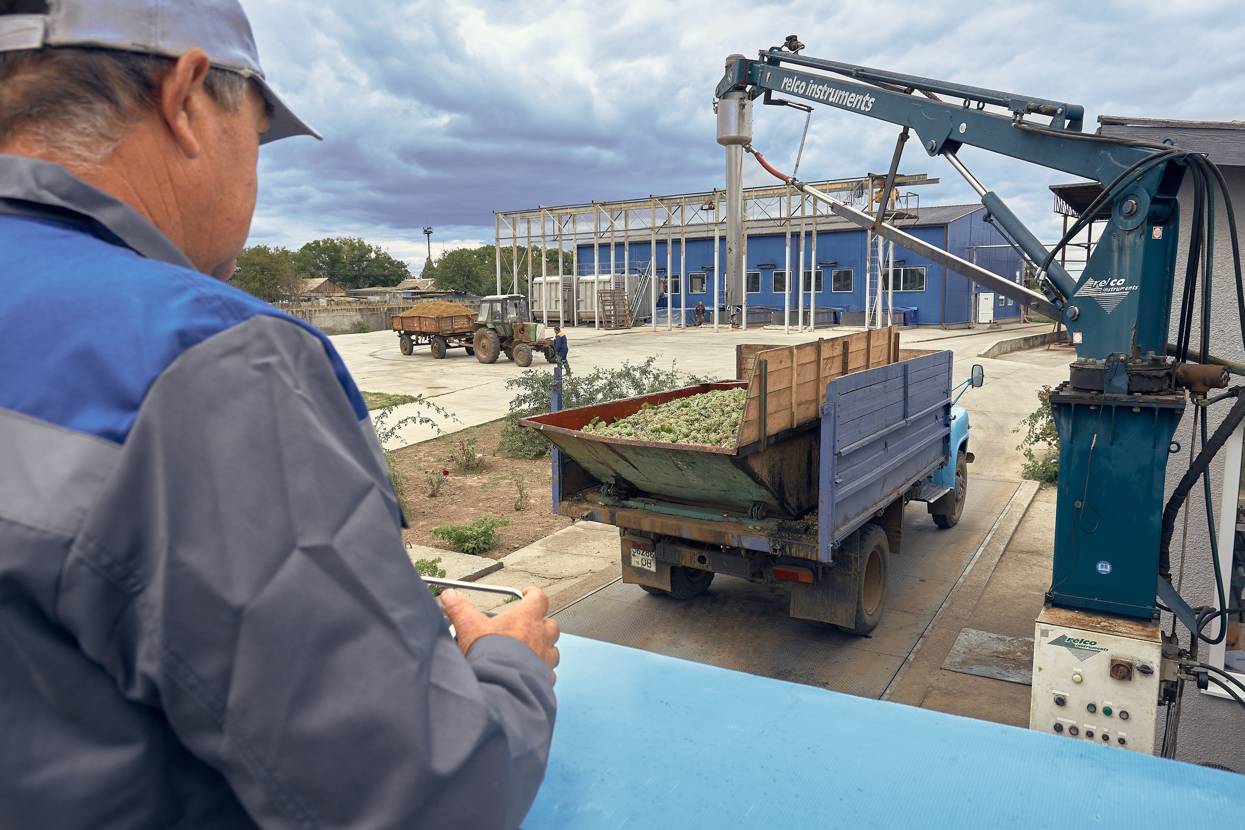 Съёмка для Одесского завода классических вин