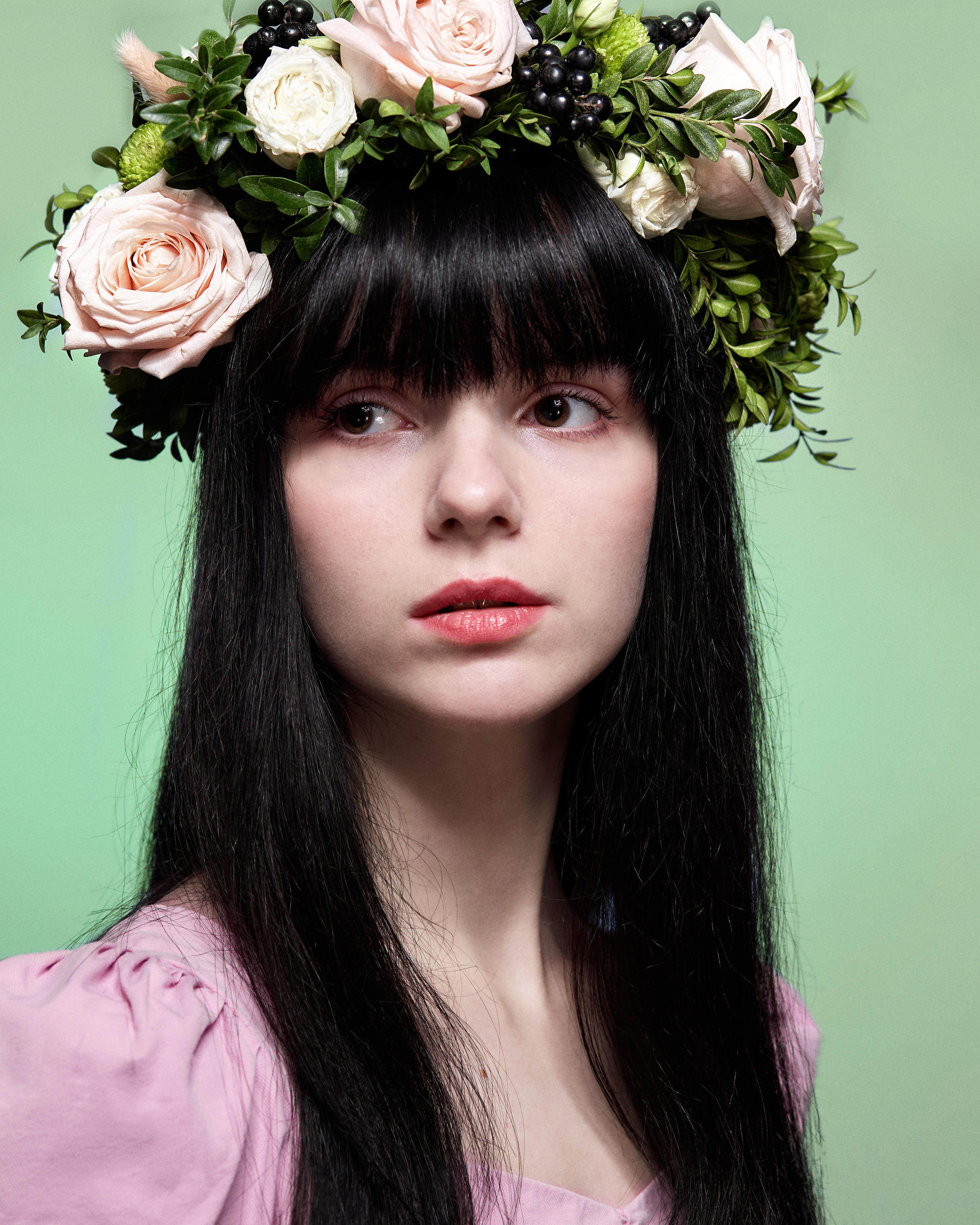 Женский портрет с цветами в Одессе