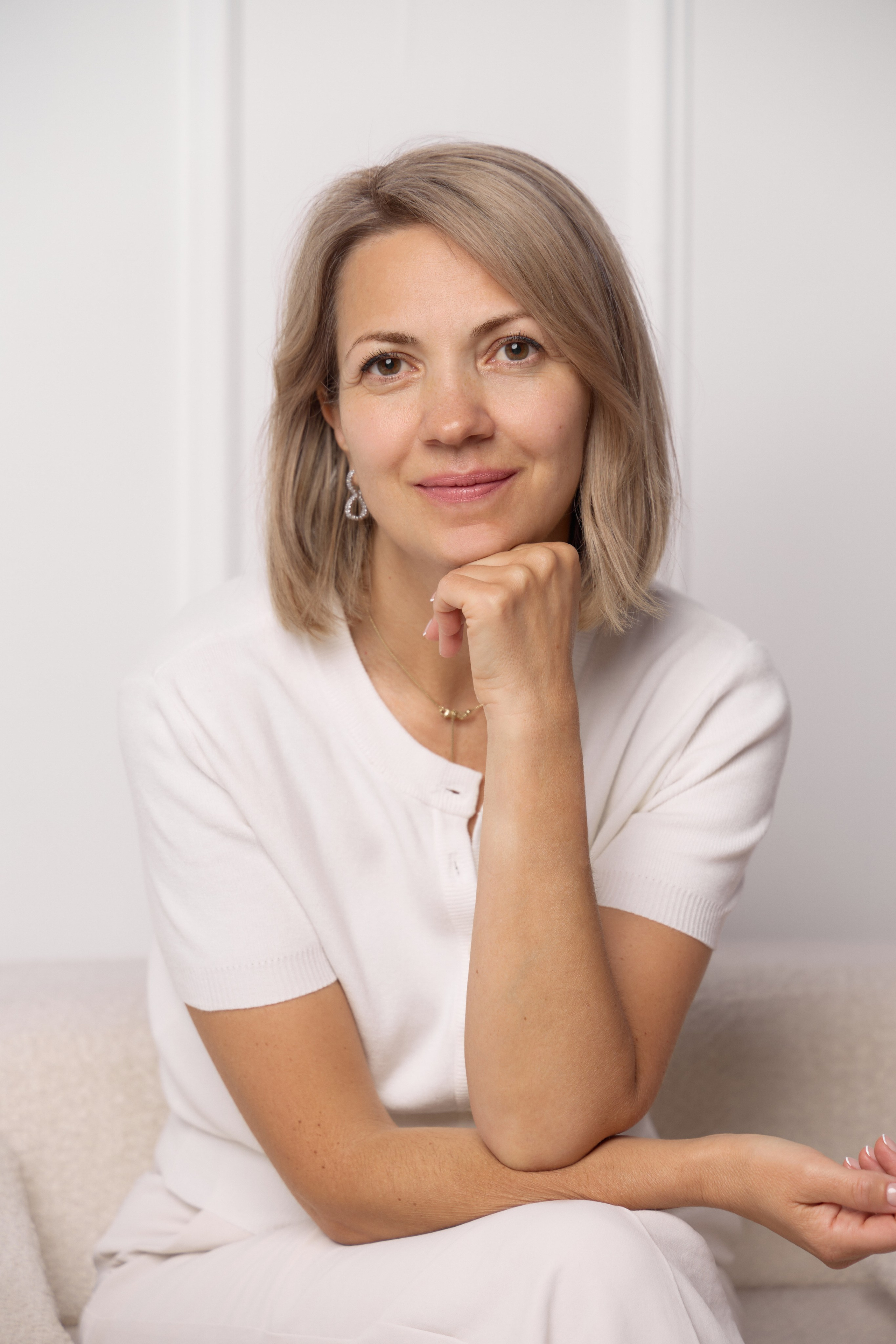 Фотосессия для врача-рефлексотерапевта в Одессе | Портрет эксперта