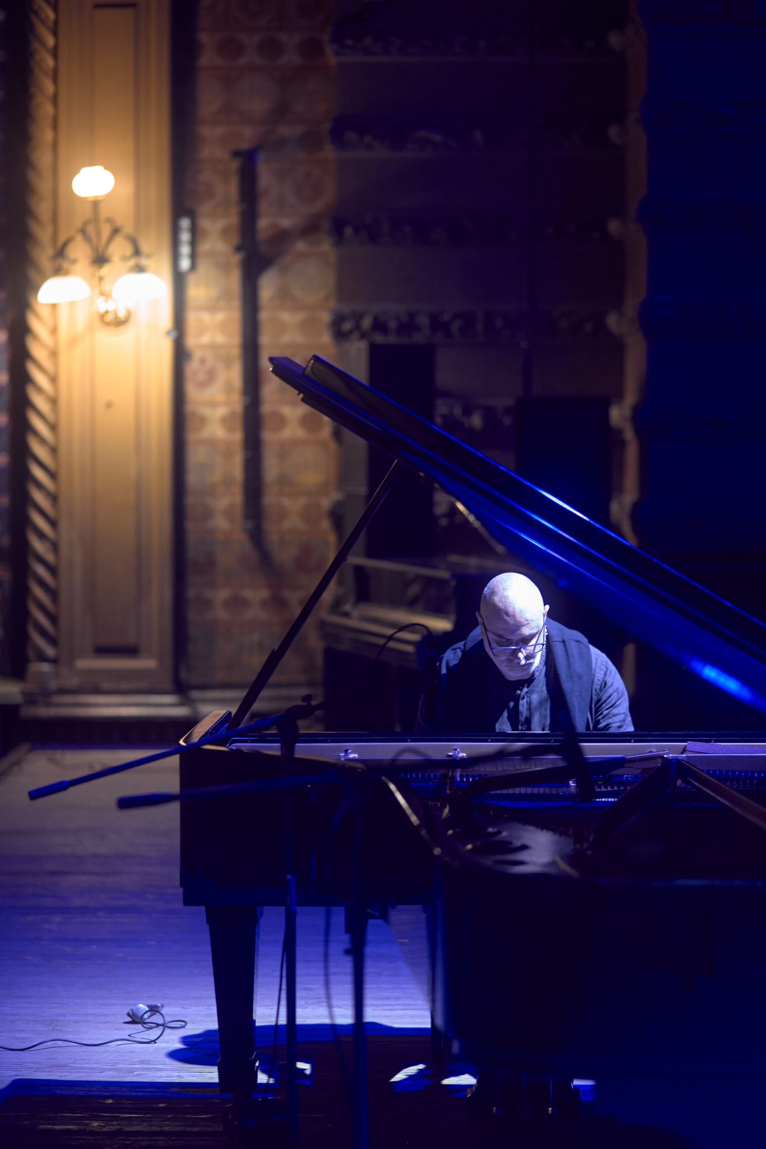 Фотосесія піаніста в Одеській філармонії | Портрети та репортаж