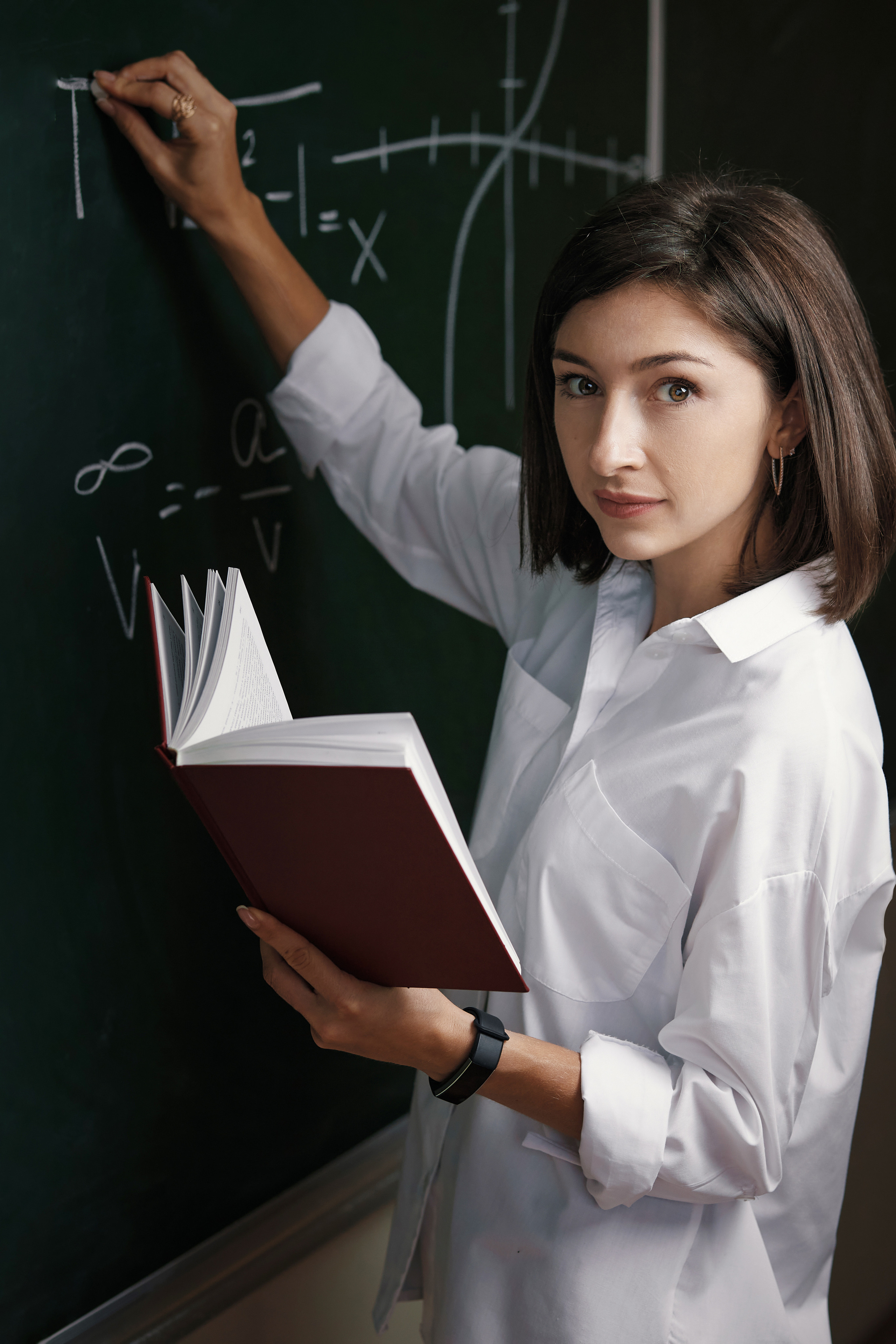 Фотографія вчителя для випускного альбому