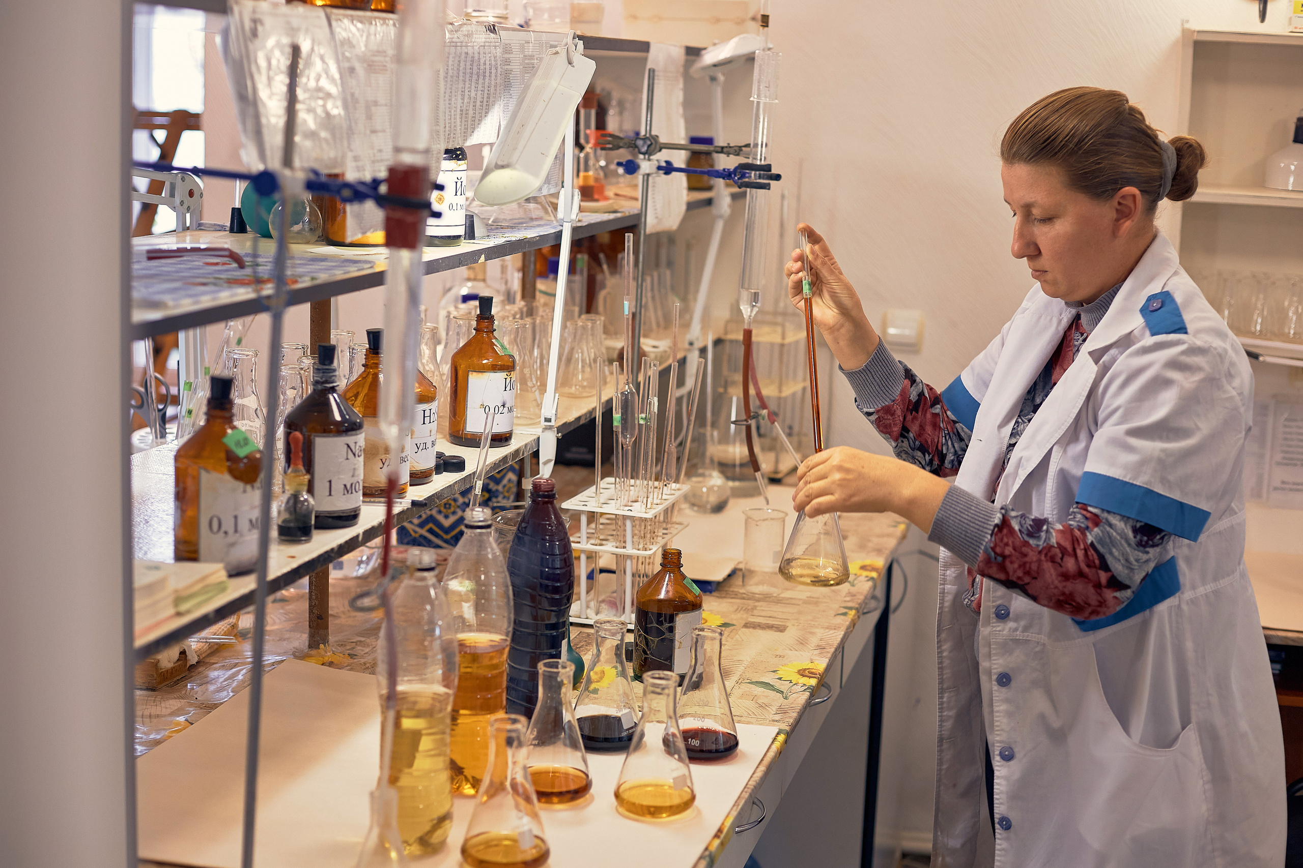 Съёмка для Одесского завода классических вин