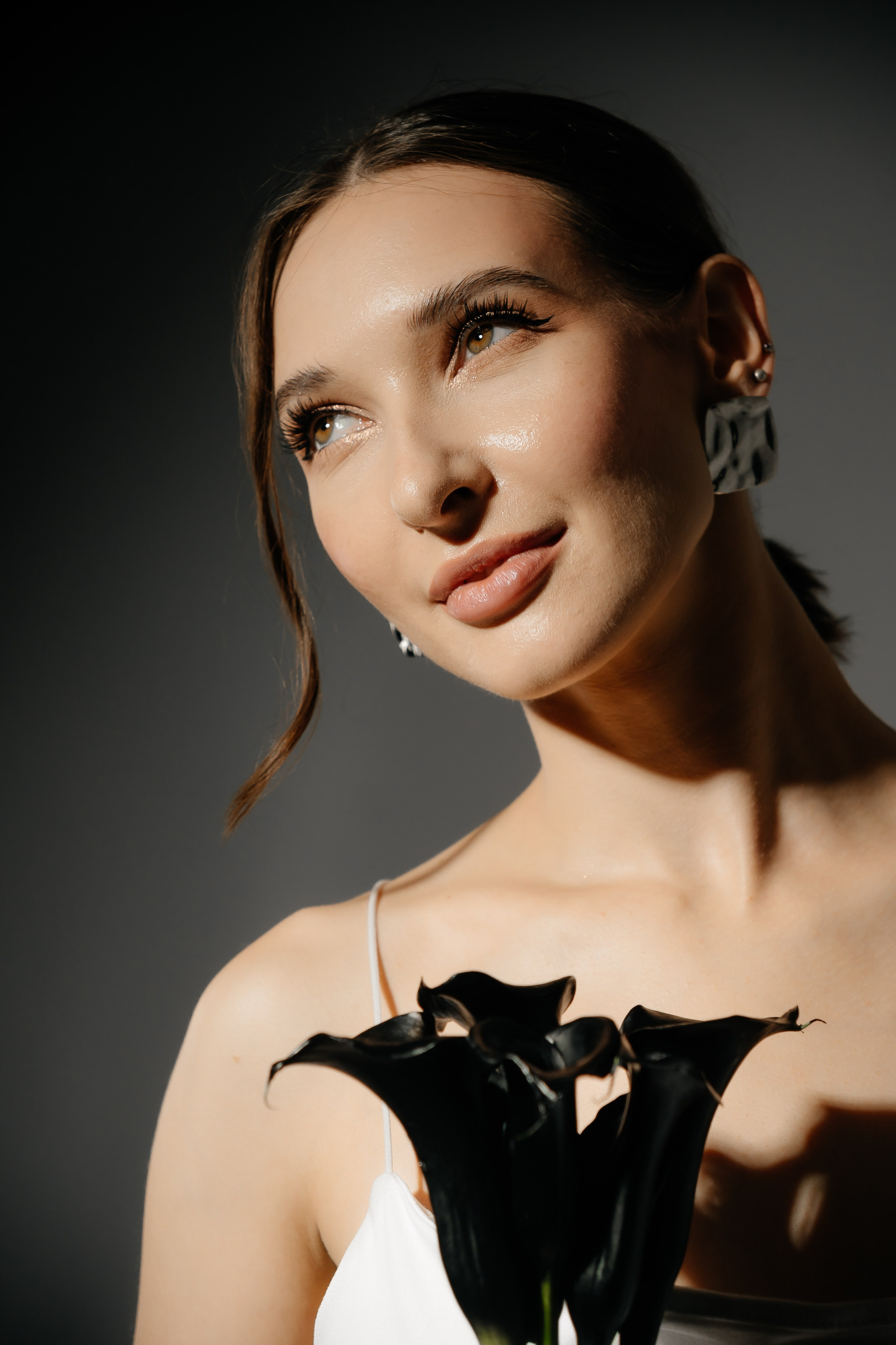 Viktoria. Portrait and Wedding photographer in Poland Nastia Voytko