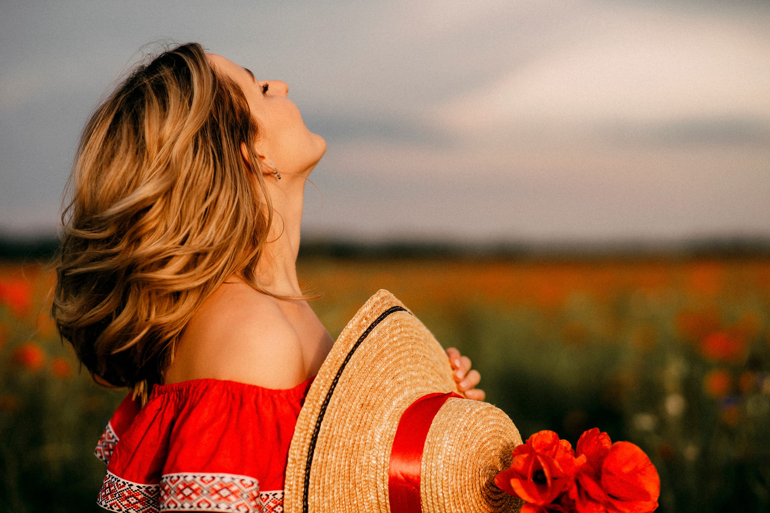 Anastasiya. Portrait and Wedding photographer in Poland Nastia Voytko