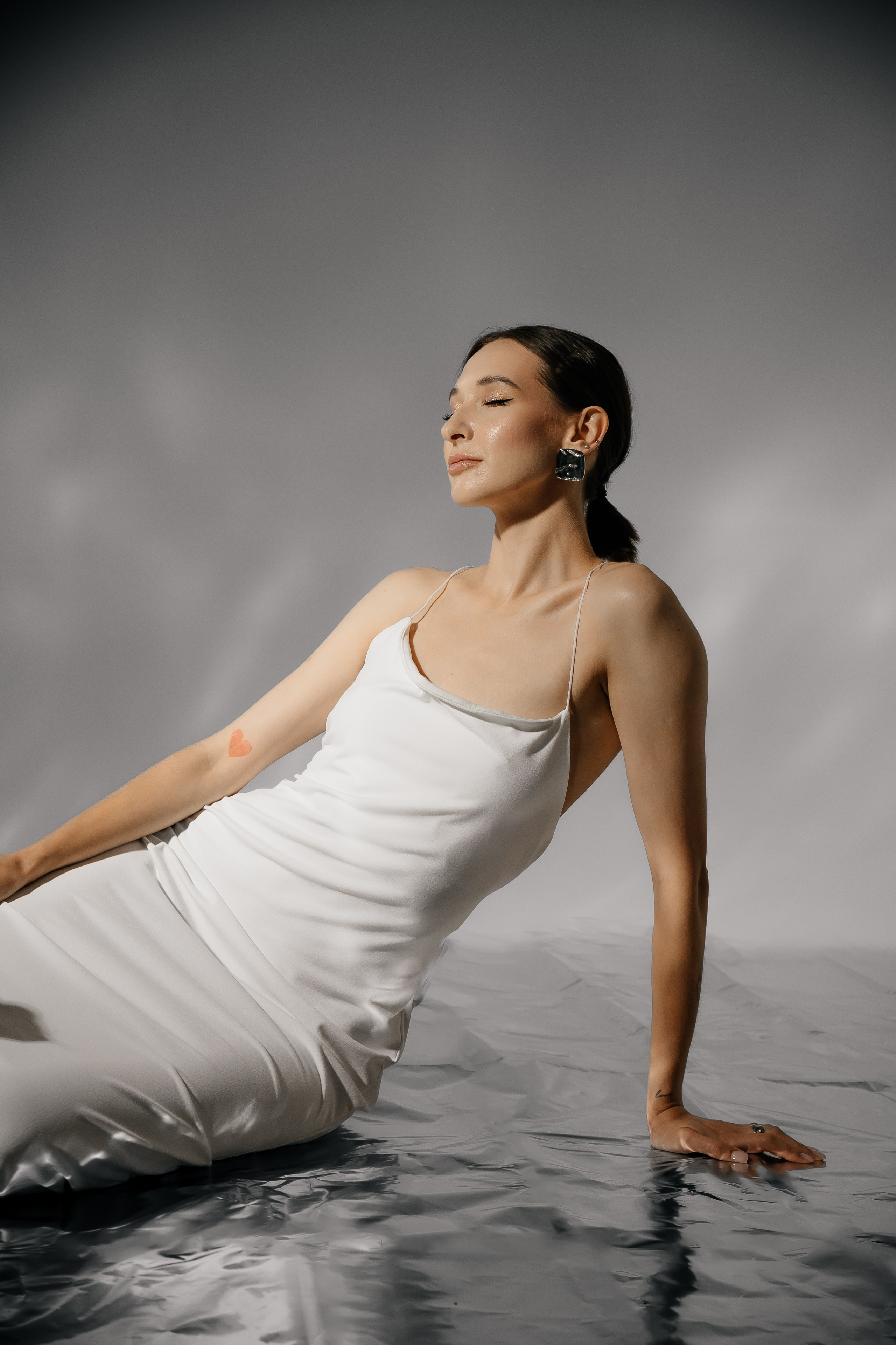 Viktoria. Portrait and Wedding photographer in Poland Nastia Voytko