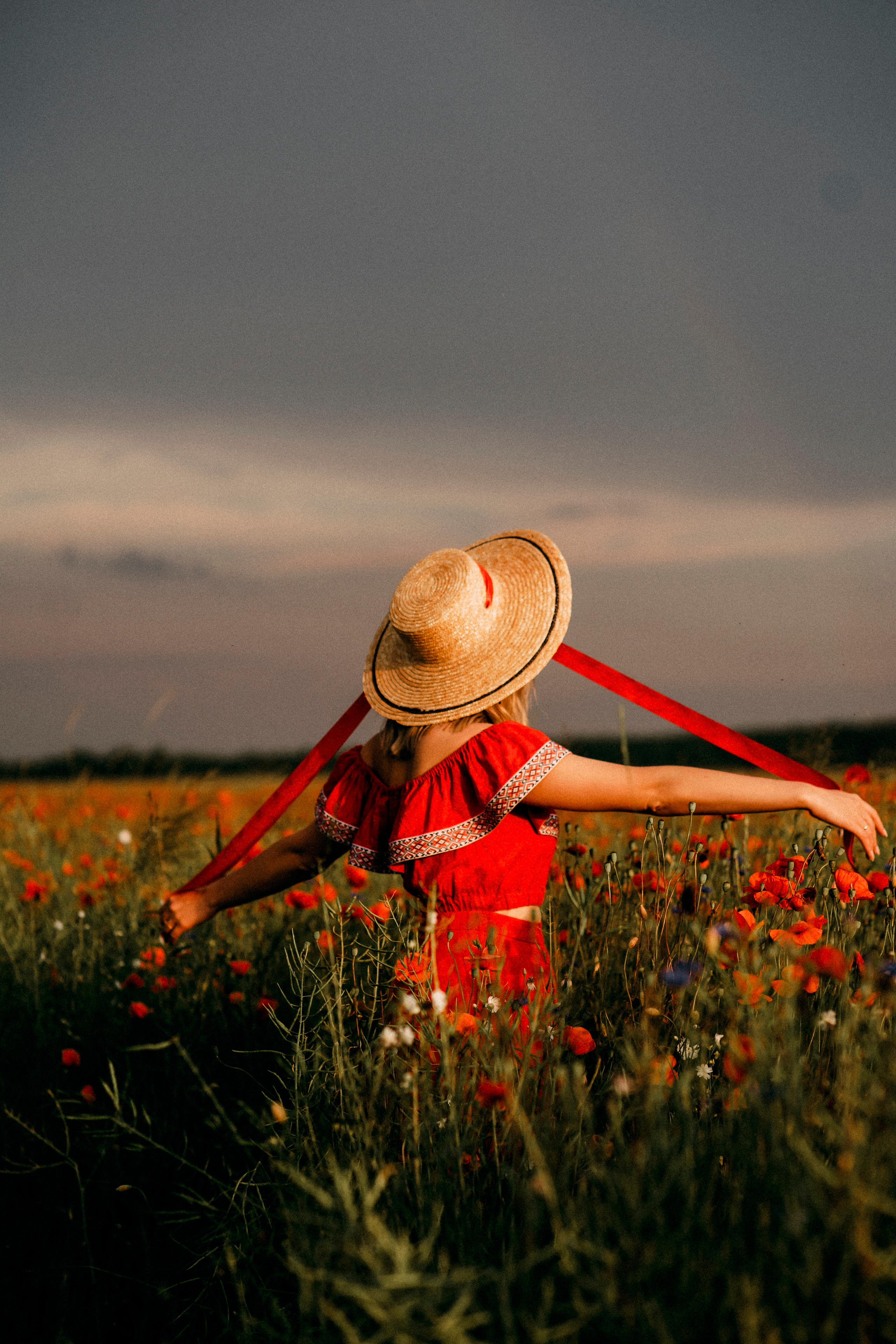 Anastasiya. Portrait and Wedding photographer in Poland Nastia Voytko