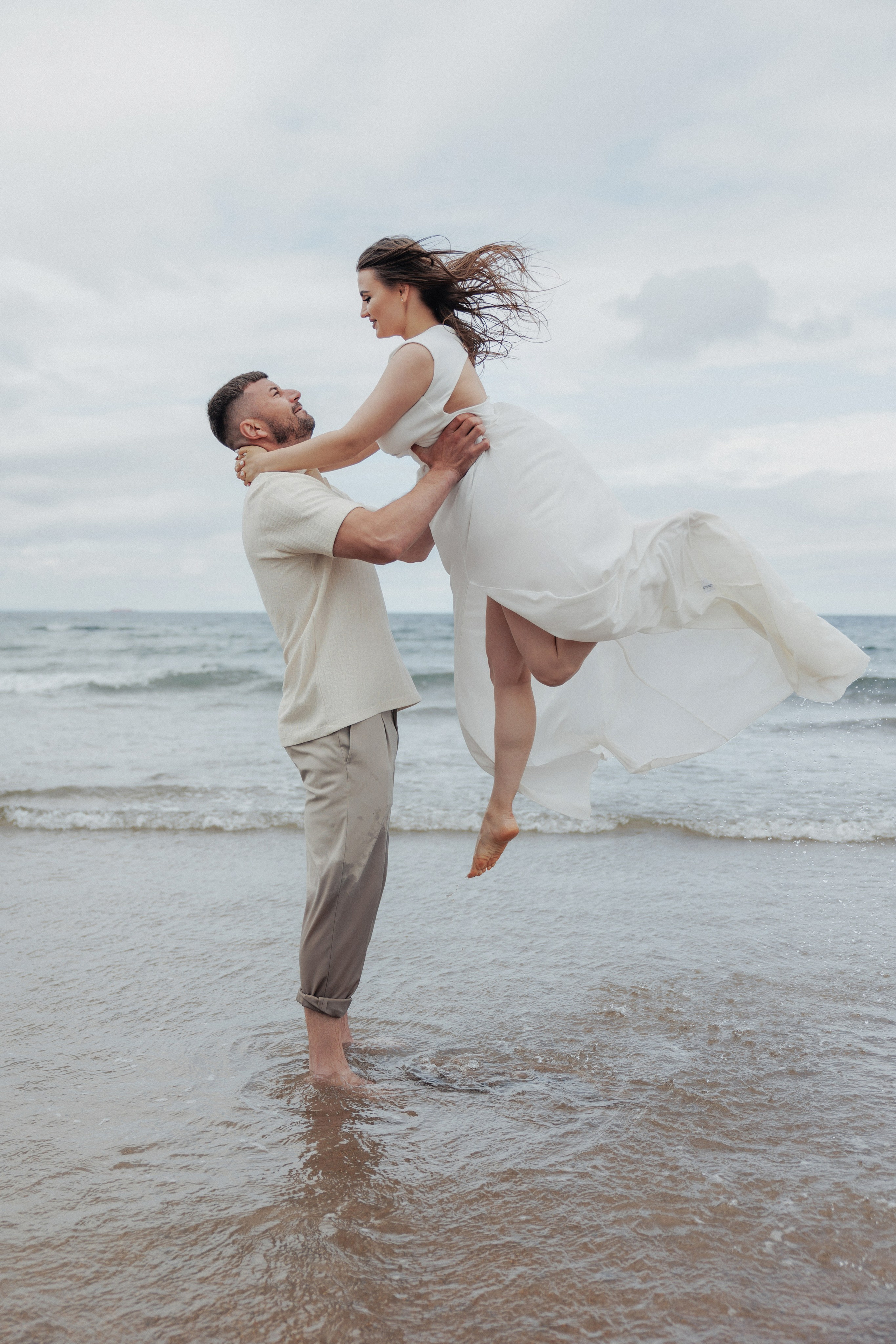 C & V Scotland. Wedding photographer