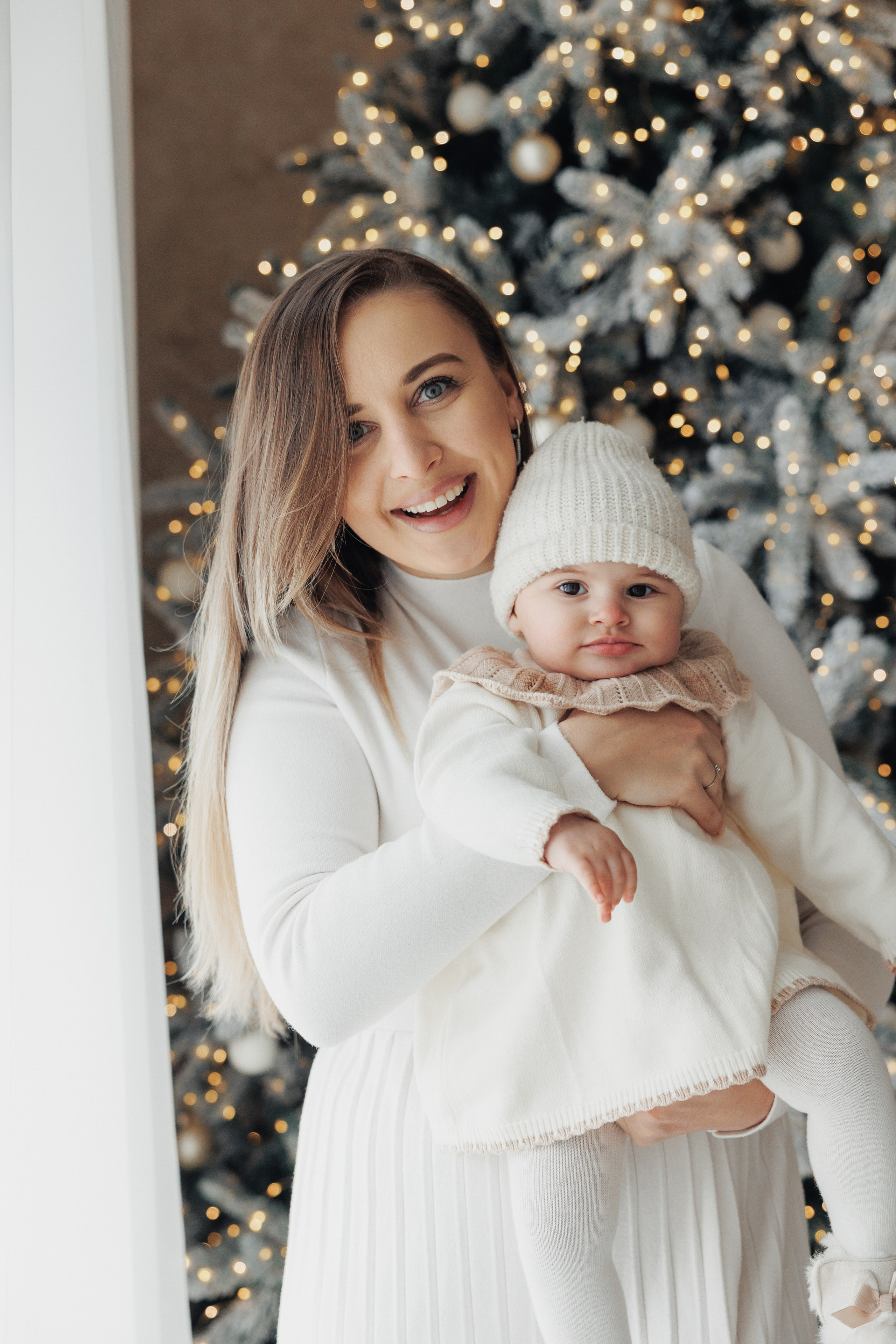 Lea Christmas. Wedding photographer